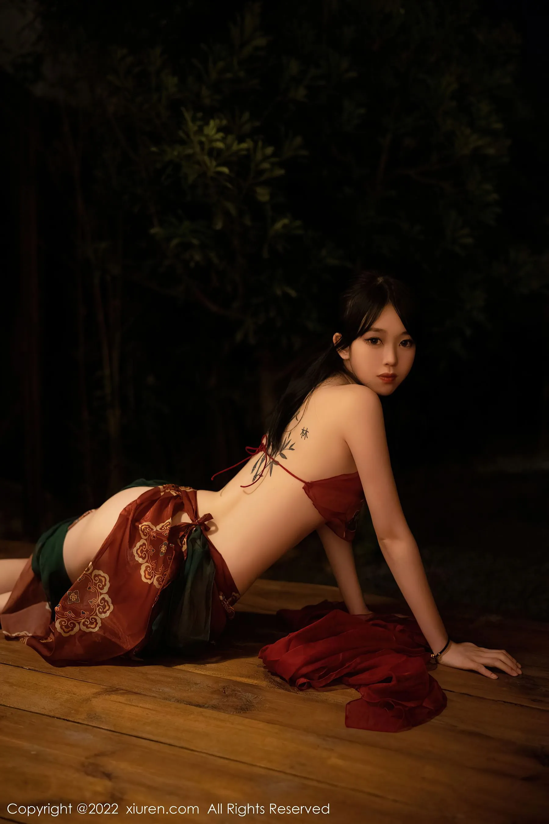  秀人网 No.5527 奶瓶. 大理旅拍第26张