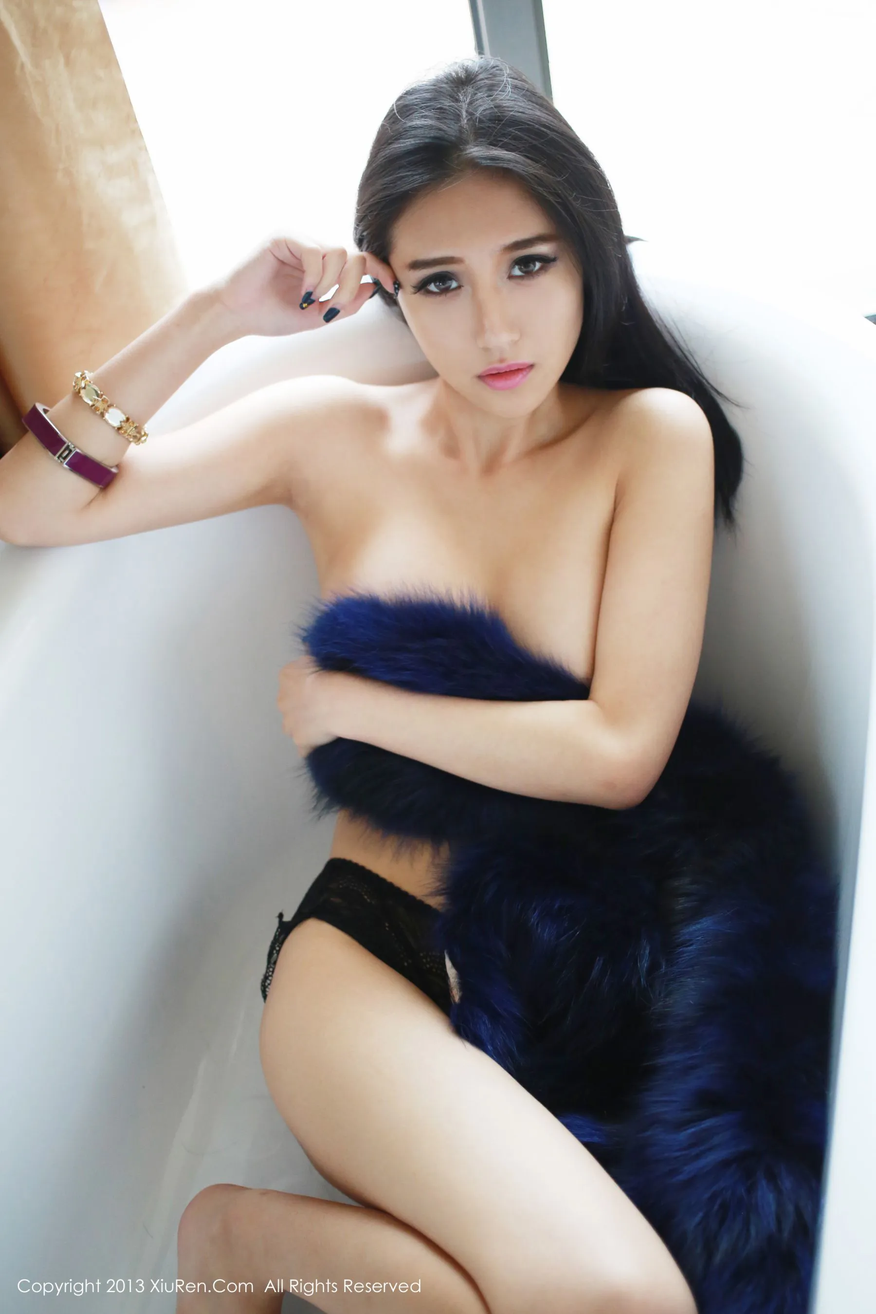 于大小姐AYU《第二套 福利图》 秀人网 No.049第18张