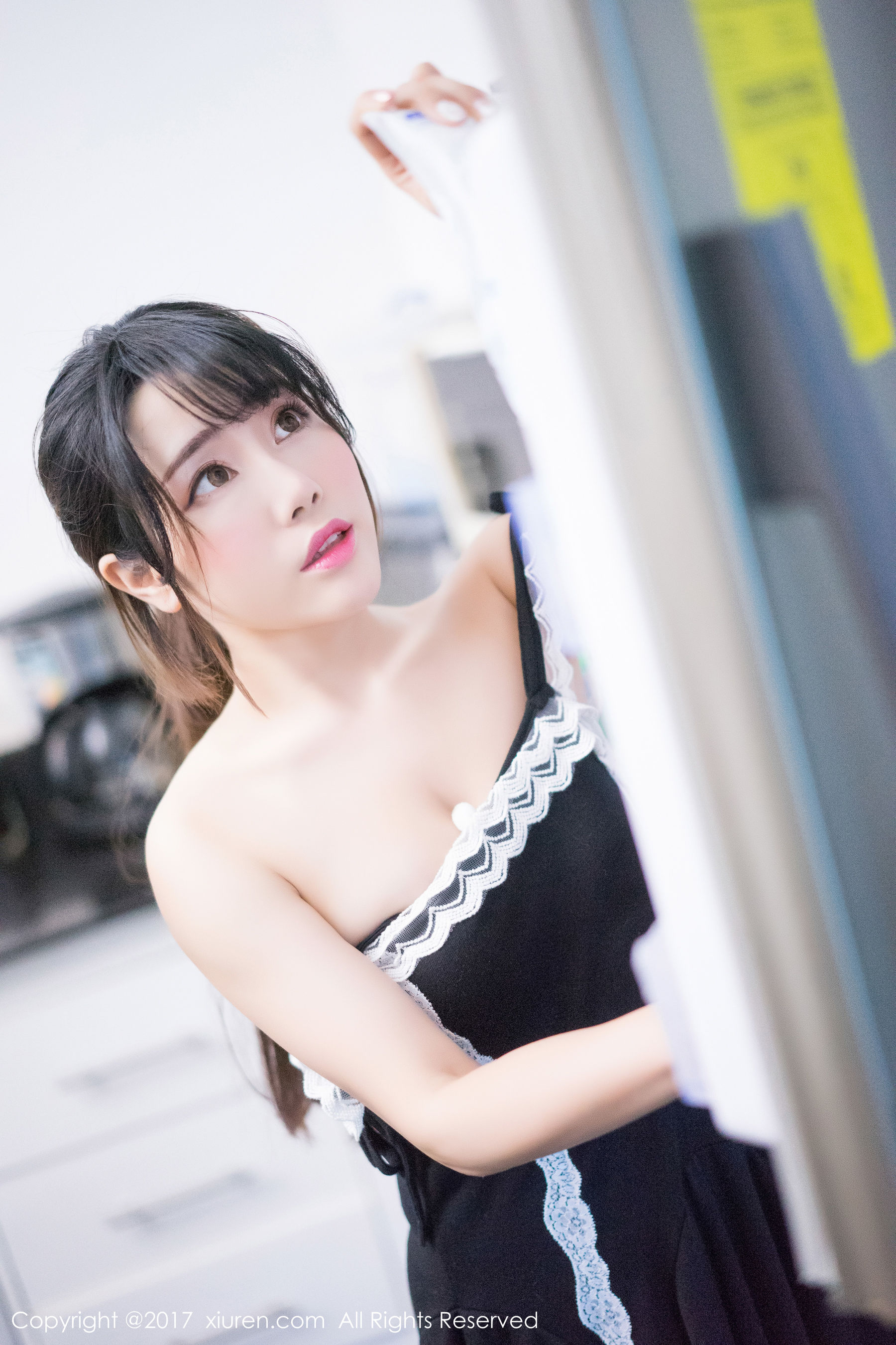 兜豆靓Youlina《室外清新,室内性感特写》 XiuRen 秀人网 NO.814第10张