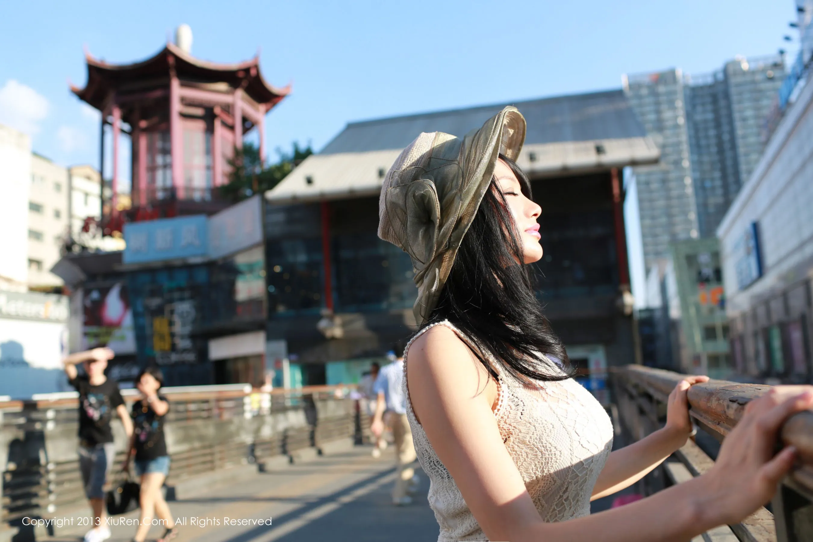 网络红人AngelaLee李玲(歪歪)作品全集 秀人网 No.038第16张