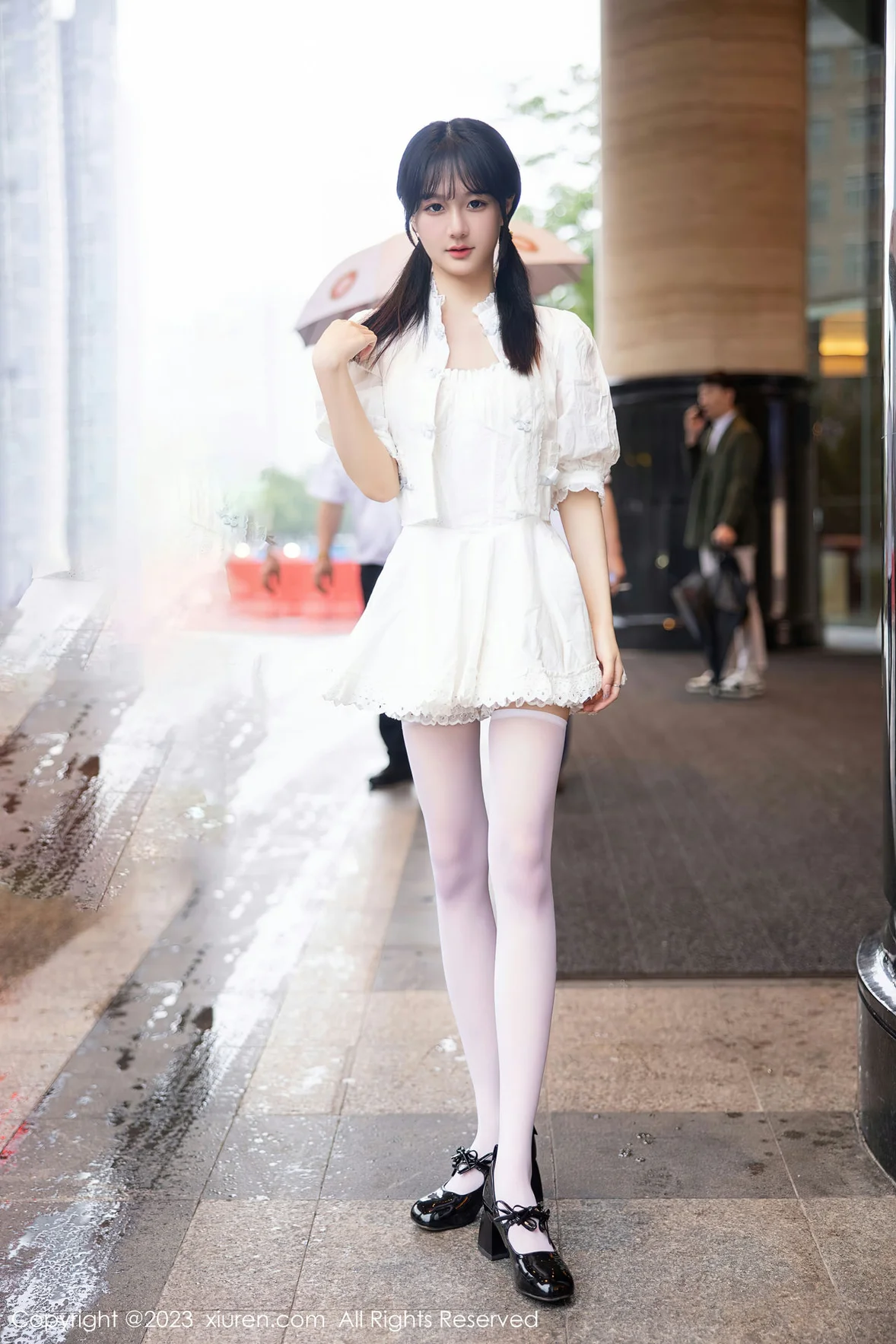  XiuRen 秀人 No.6933 幼幼 连衣短裙性感写真 [84P]第1张