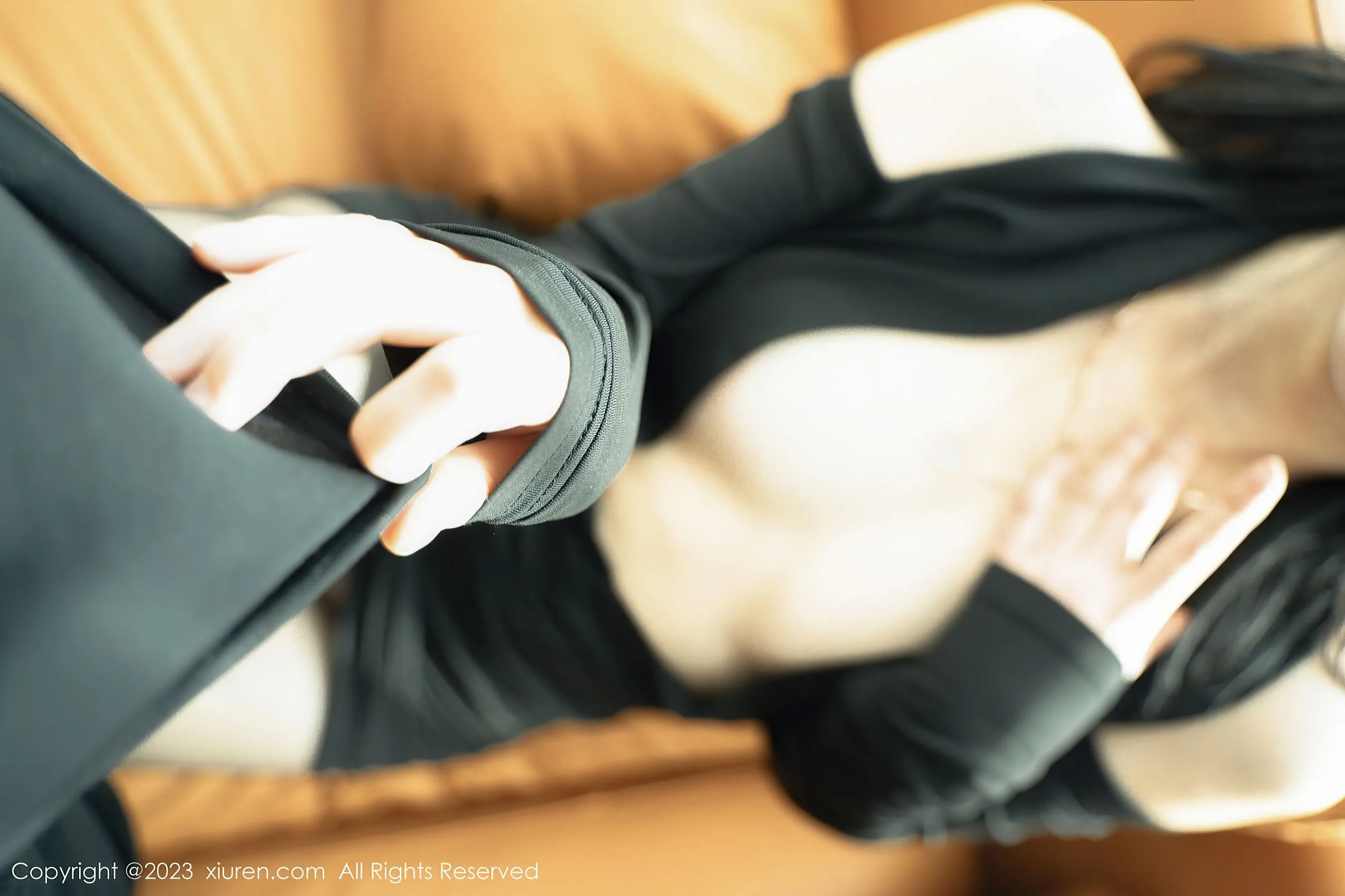  秀人网 No.6385 艾希儿 黑丝美臀第11张