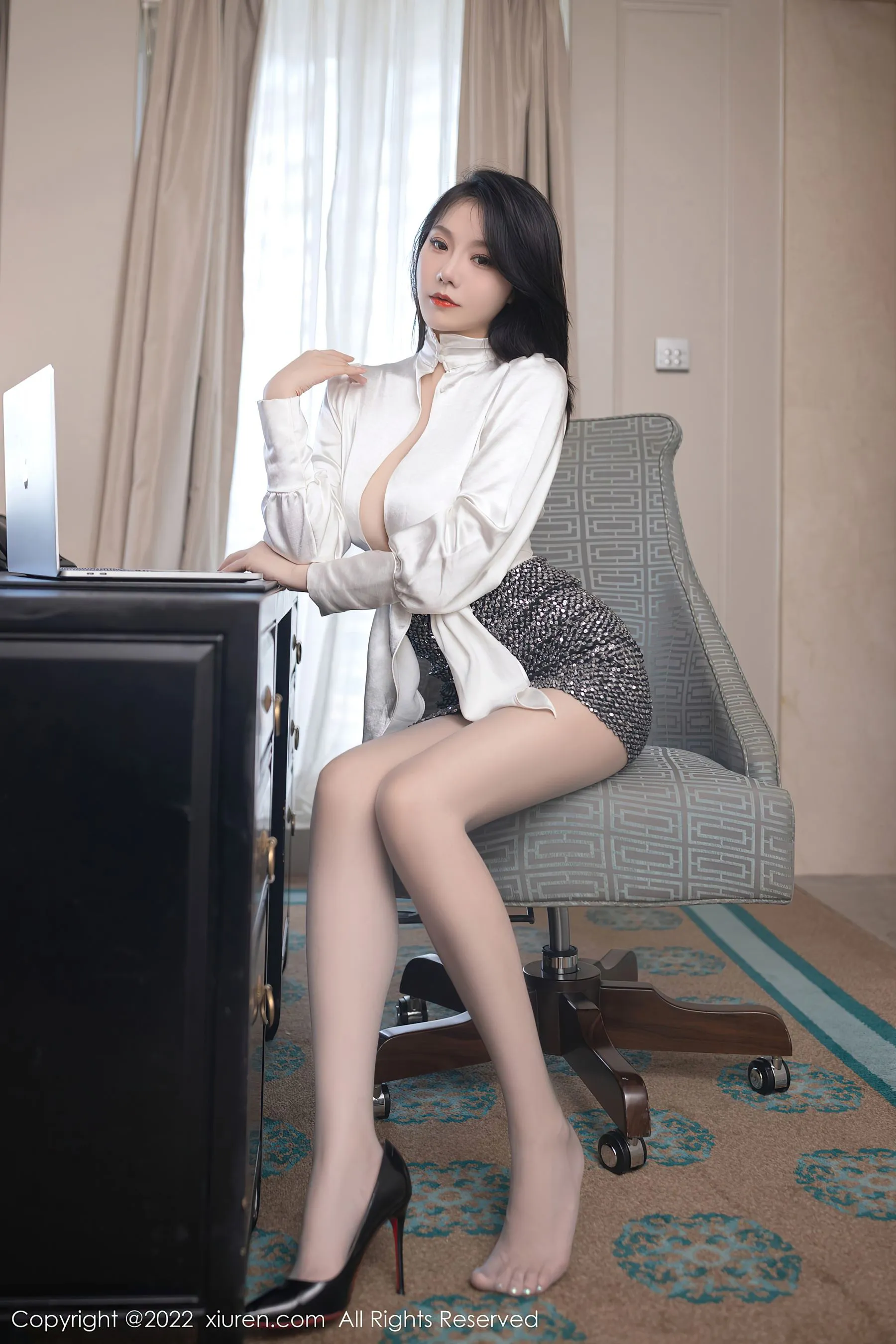  秀人网 No.5480 安然anran 短裙美腿第22张