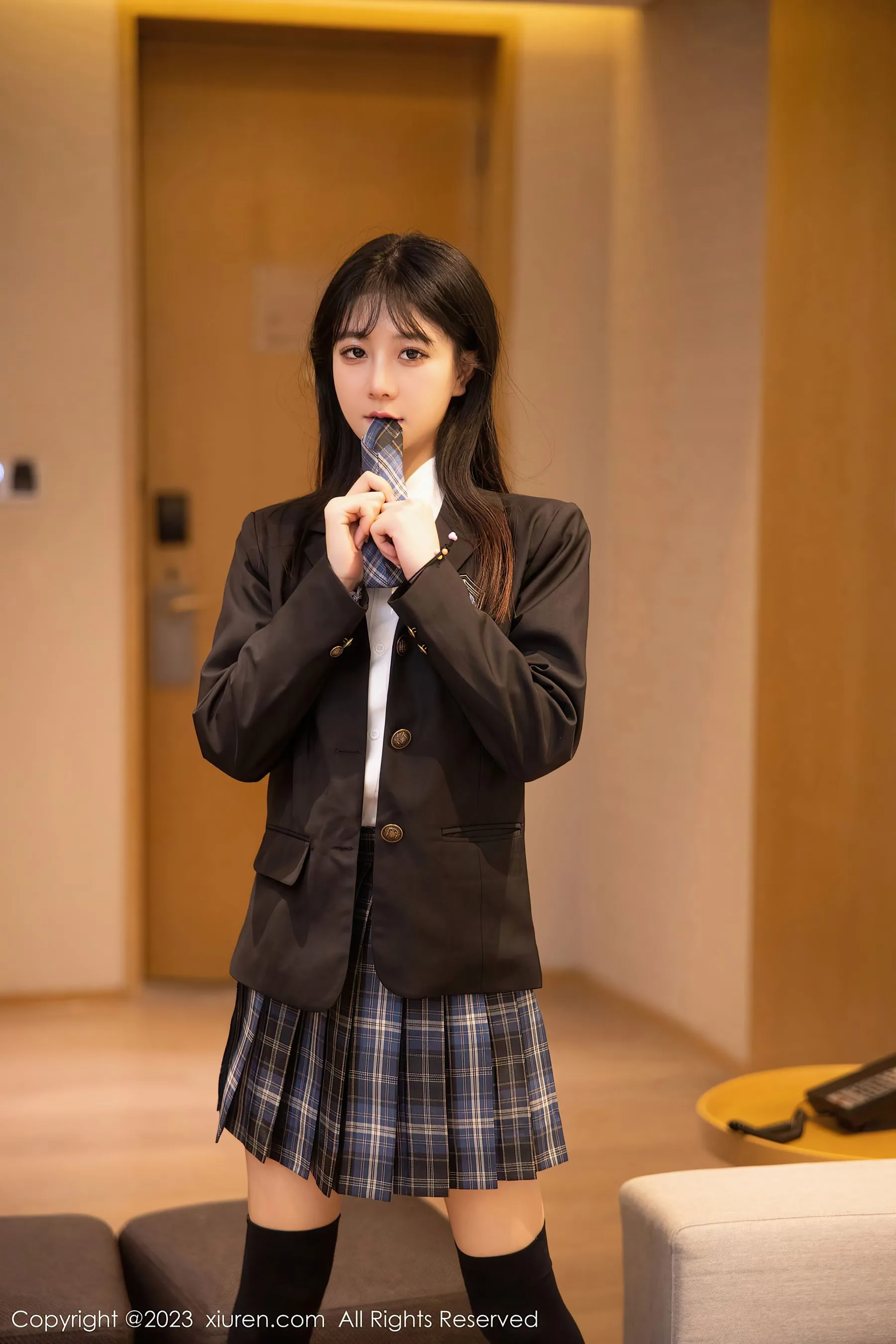  秀人网 No.6662 幼幼 制服美腿第2张