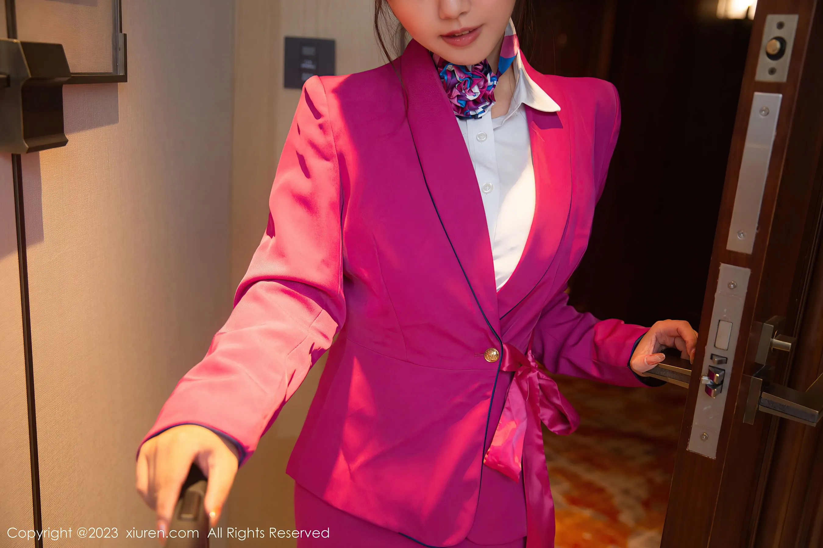  秀人网 No.6318 张思允Nice 黑丝美臀第23张