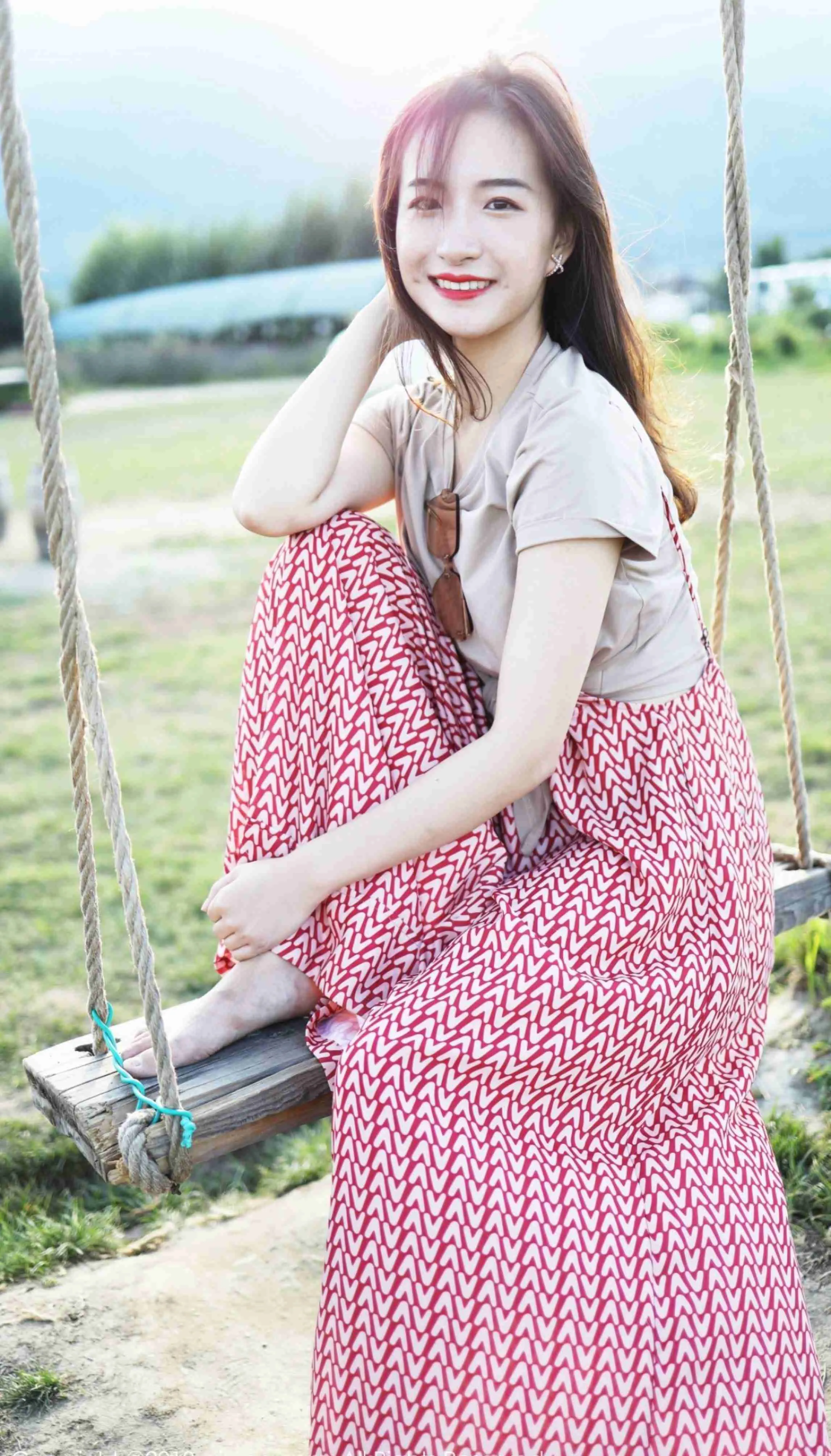  XIUREN秀人网 No.1718 艺儿拿铁第17张