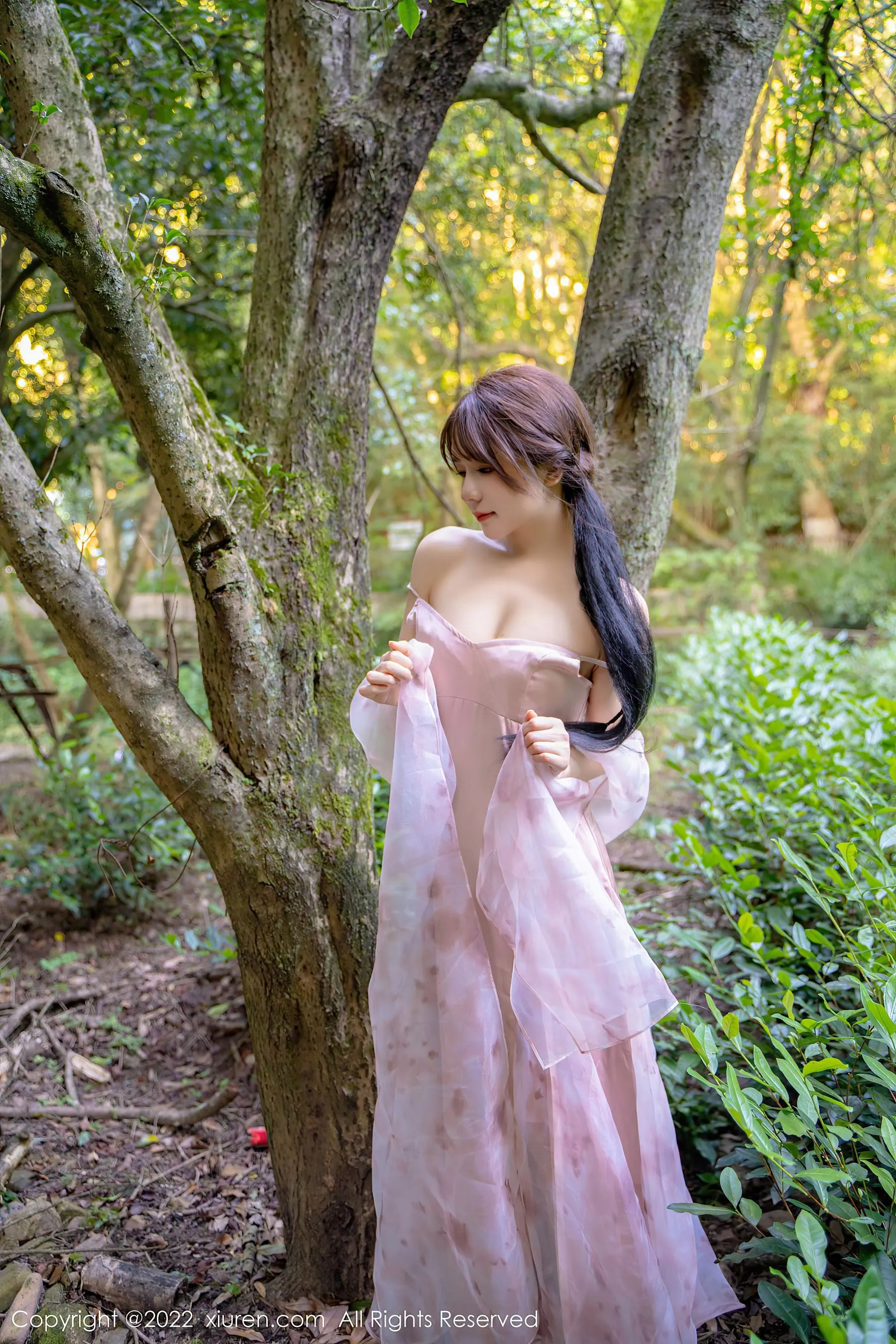  秀人网 No.5690 婠婠么 美腿长裙第1张