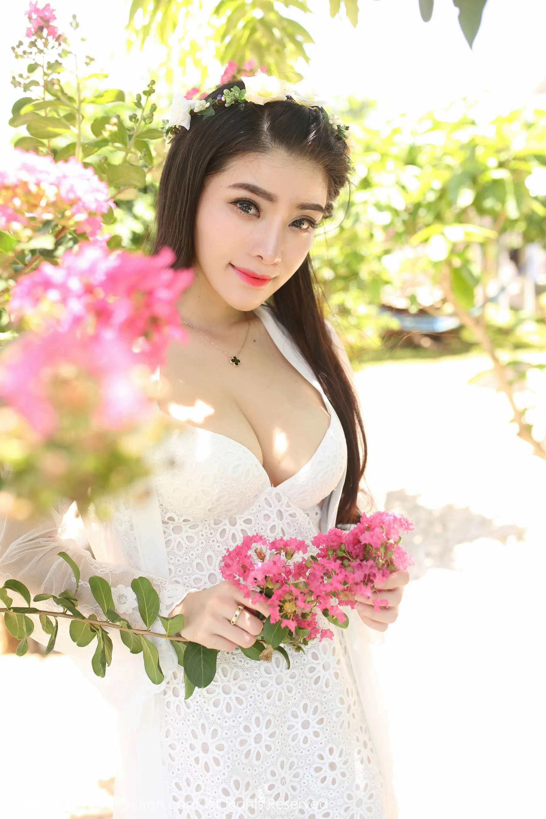 容容容Alice《涠洲岛旅拍》海边比基尼系列 秀人网 No.353第15张