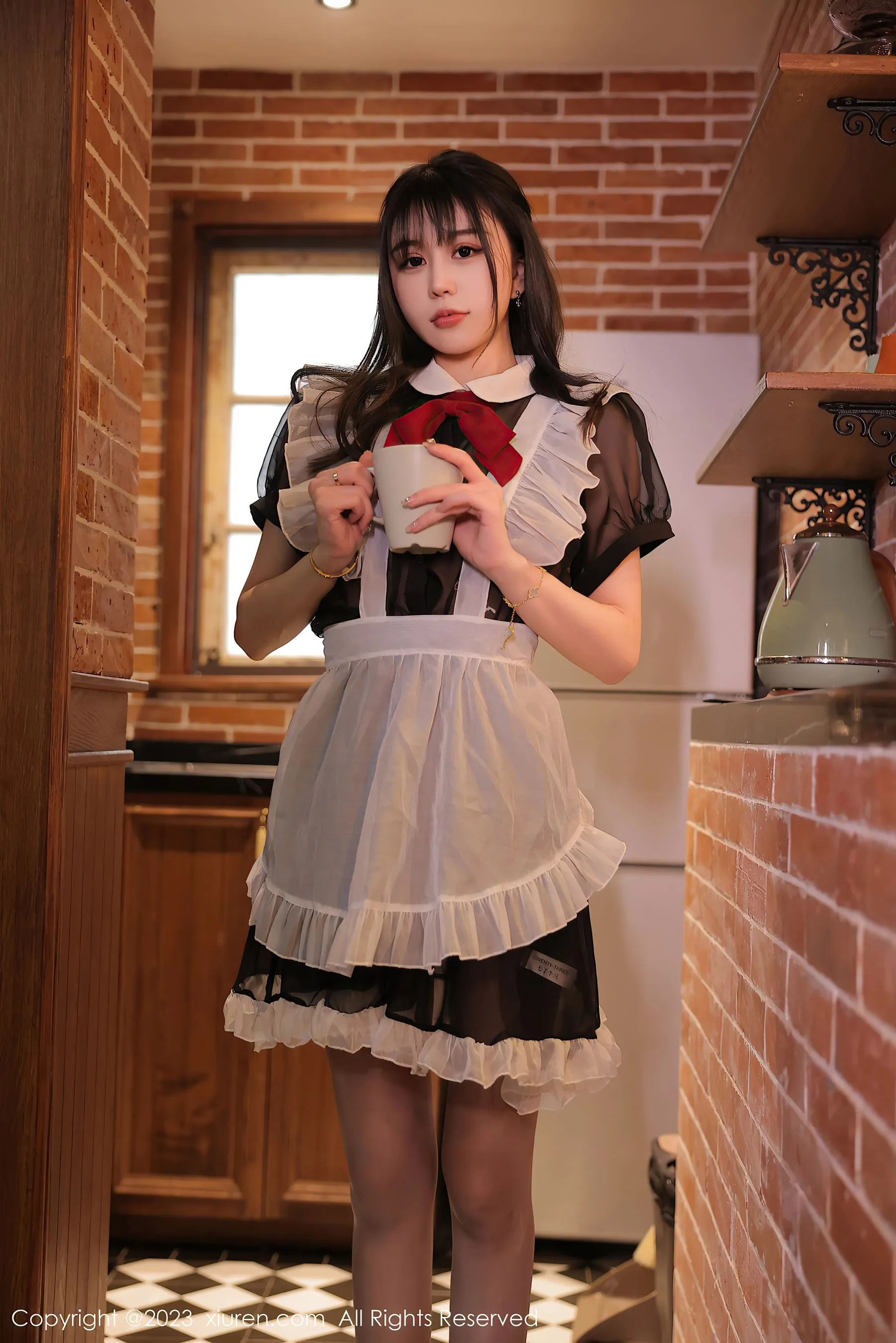  秀人网 No.6310 tina_甜仔 女仆服美臀第9张