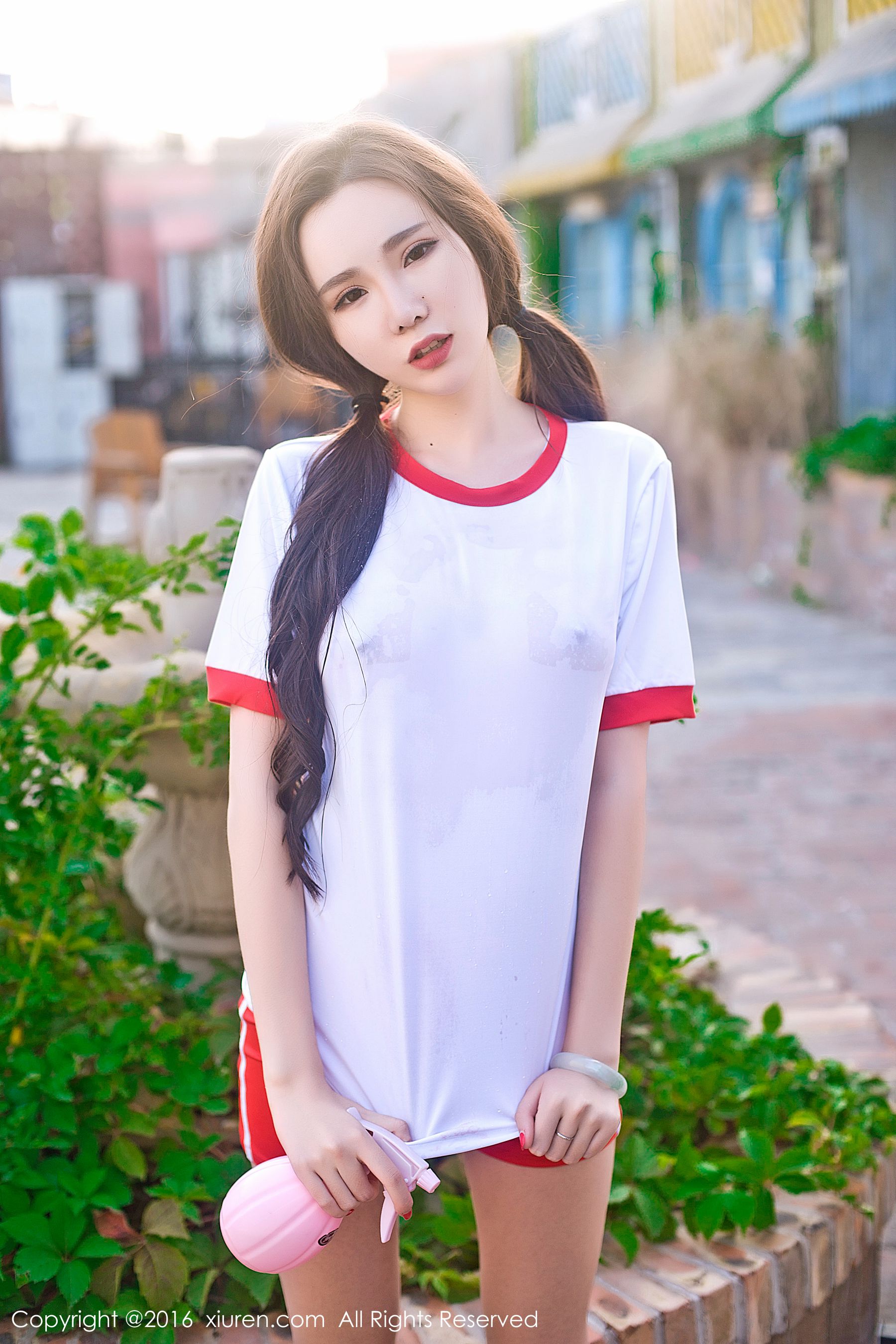  萌琪琪Irene《如同妖孽般的美女》 秀人网 No.669第1张