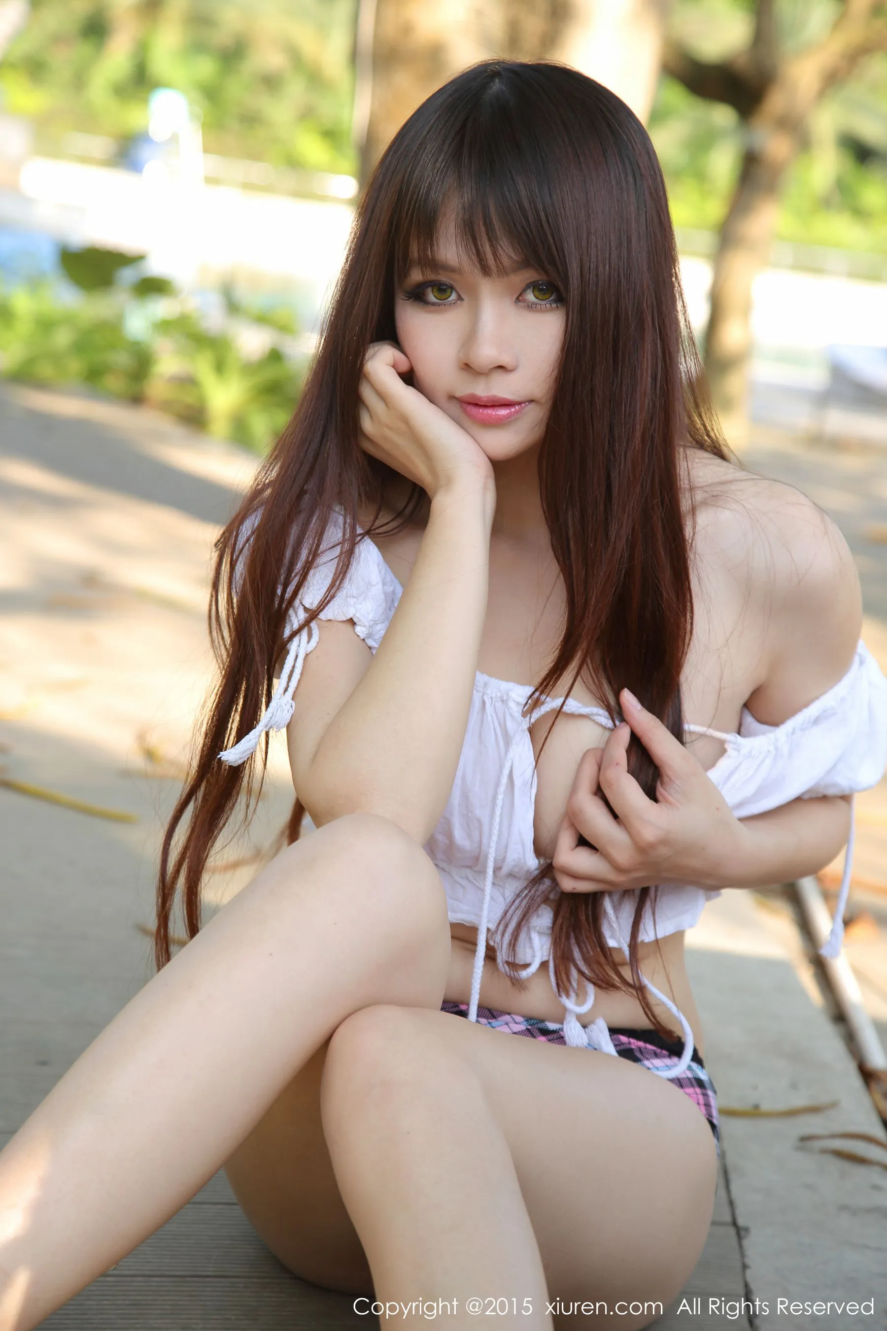 奈奈Fox《室外两套服装+室内性感cos女仆私房》 秀人网 No.361第2张