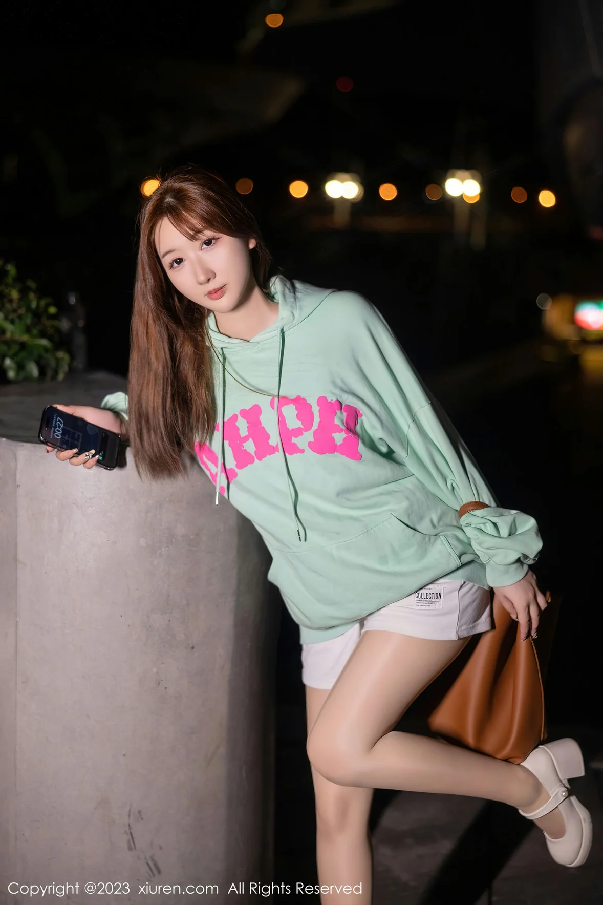  XiuRen 秀人 No.7072 江真真 户外拍摄性感写真 [81P]第2张