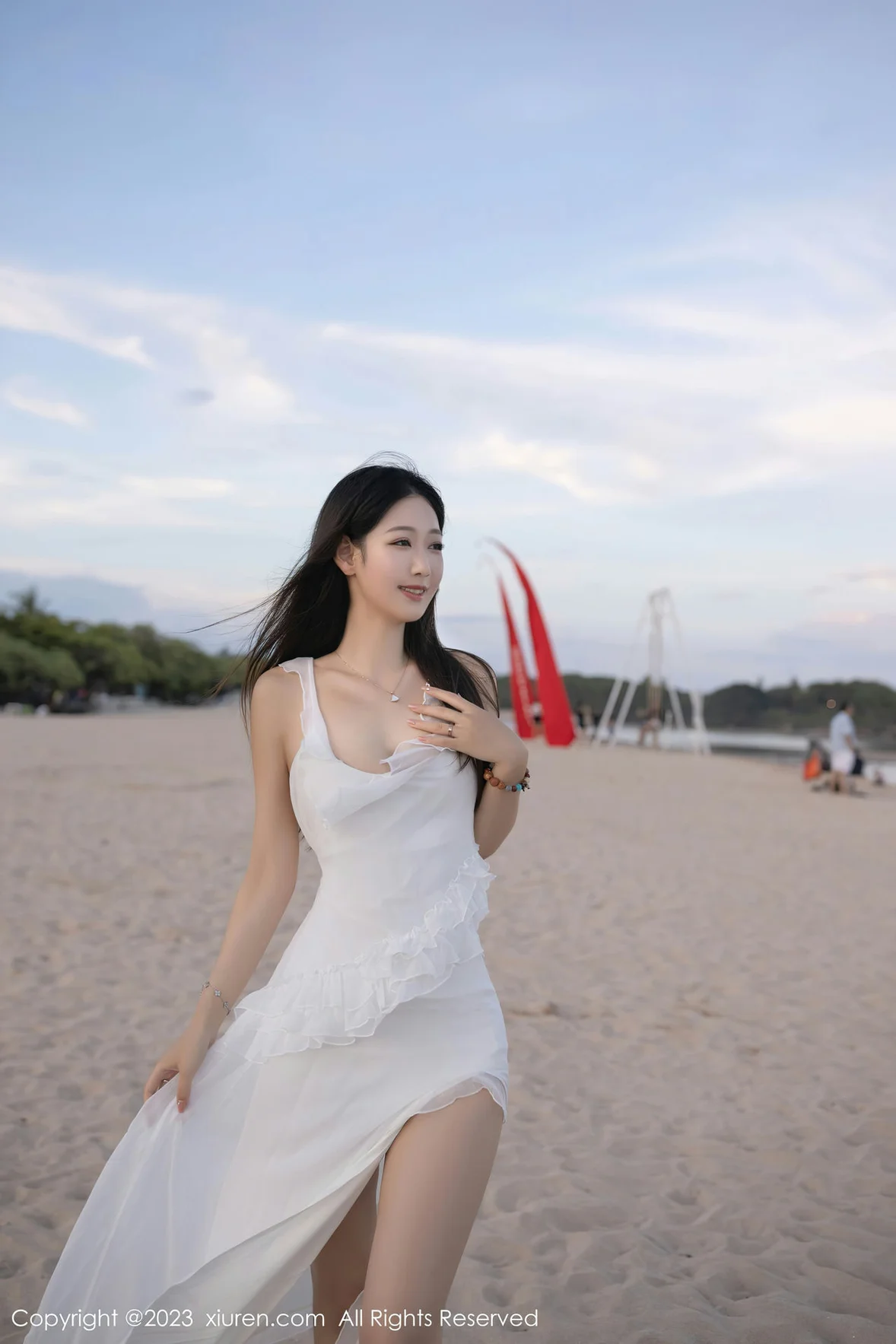  XiuRen 秀人 No.6976 唐安琪 巴厘岛旅拍 [81P]第1张