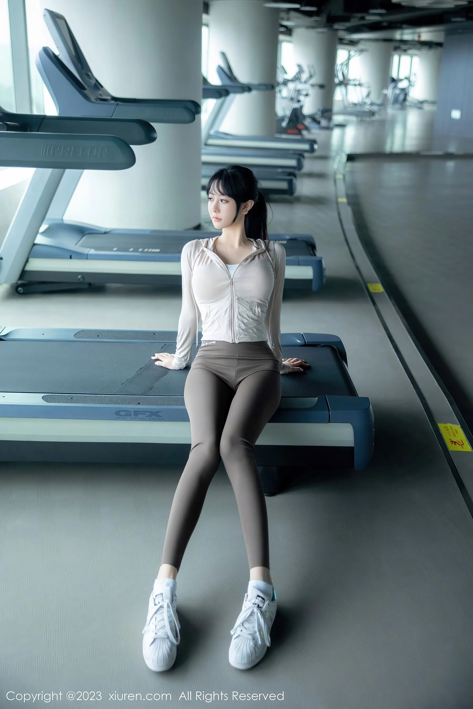  秀人网 No.6683 幼幼 健身美腿第4张