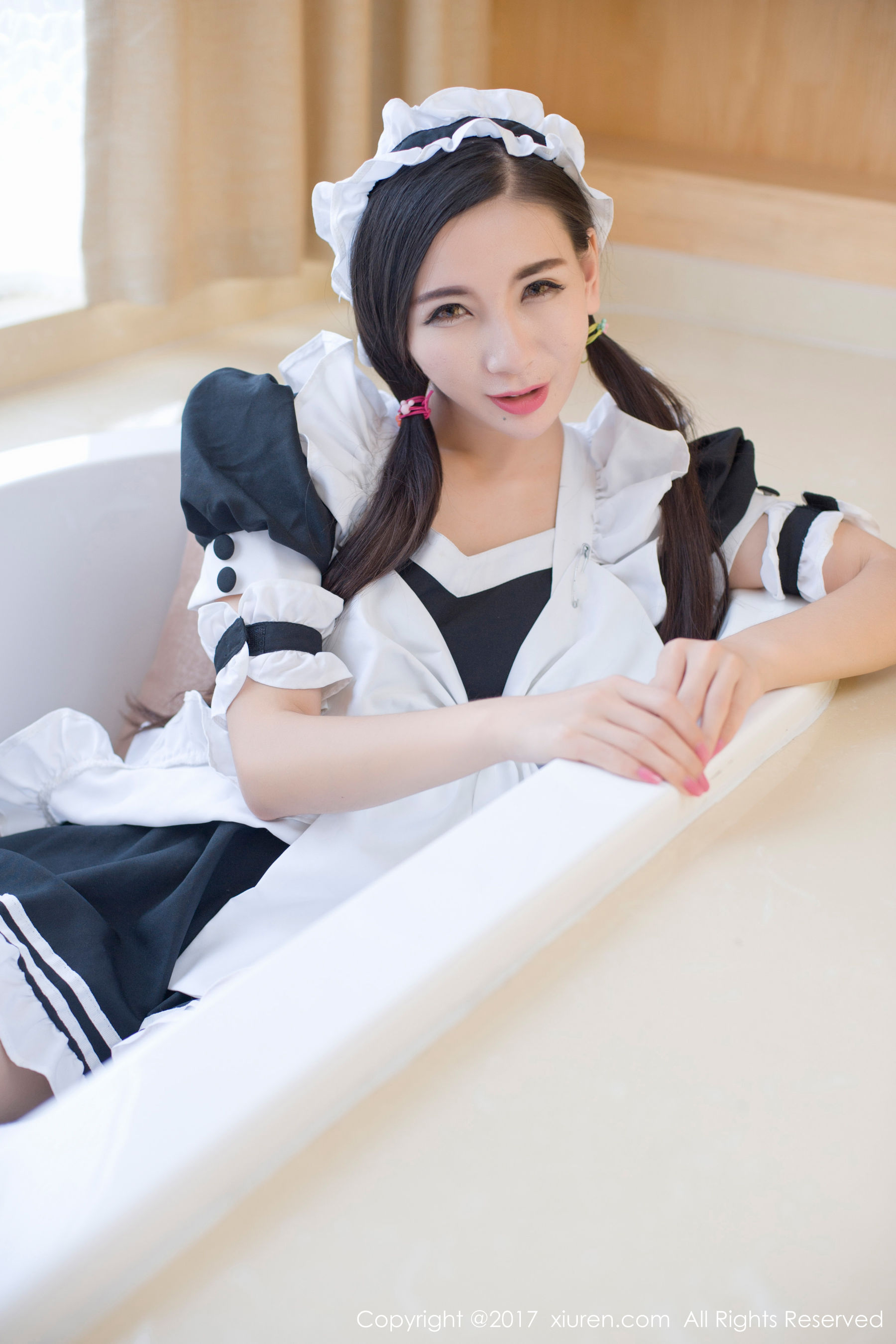 赵颖《美胸细腰小女生的极度诱惑》 秀人网XIUREN No.759第14张