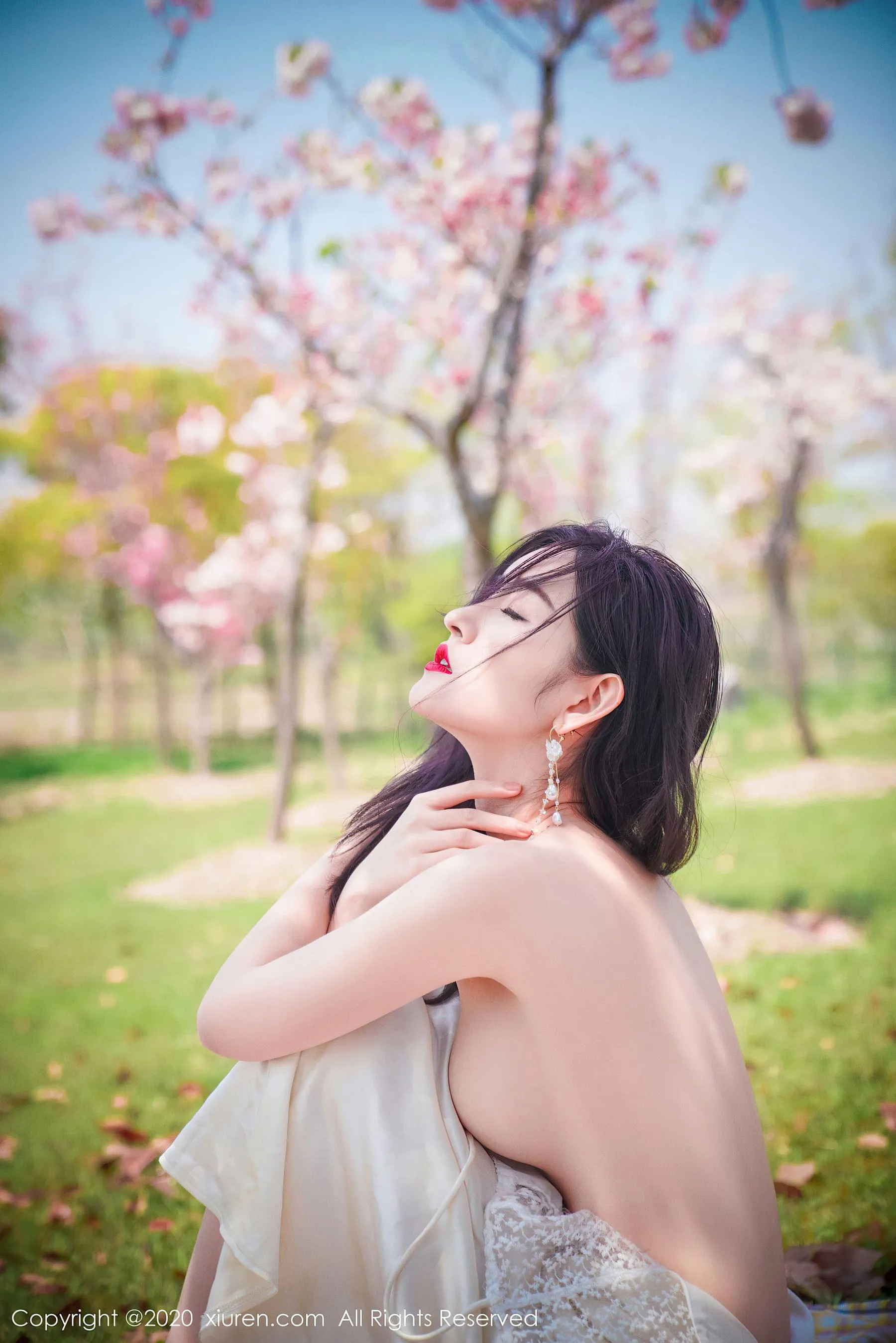  秀人XIUREN No.2297 沈梦瑶第3张