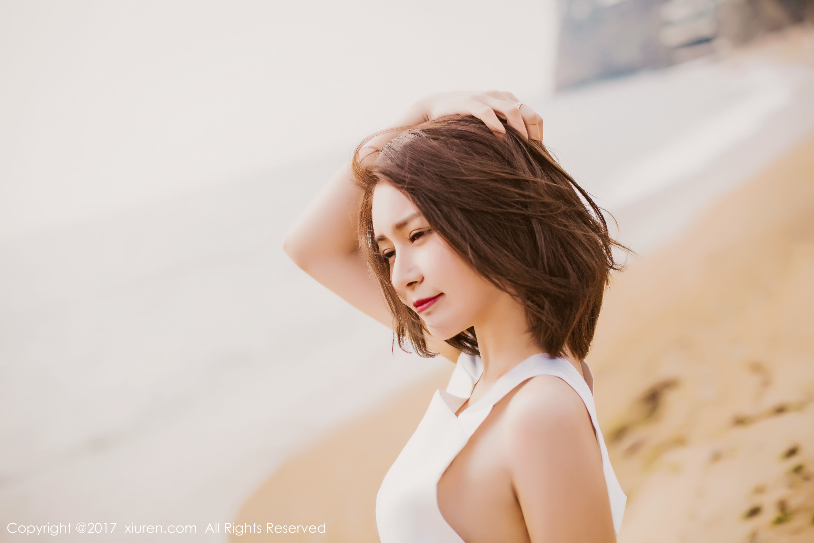 廿十(凯竹)《海边唯美风+性感室内》 秀人 NO.879第5张