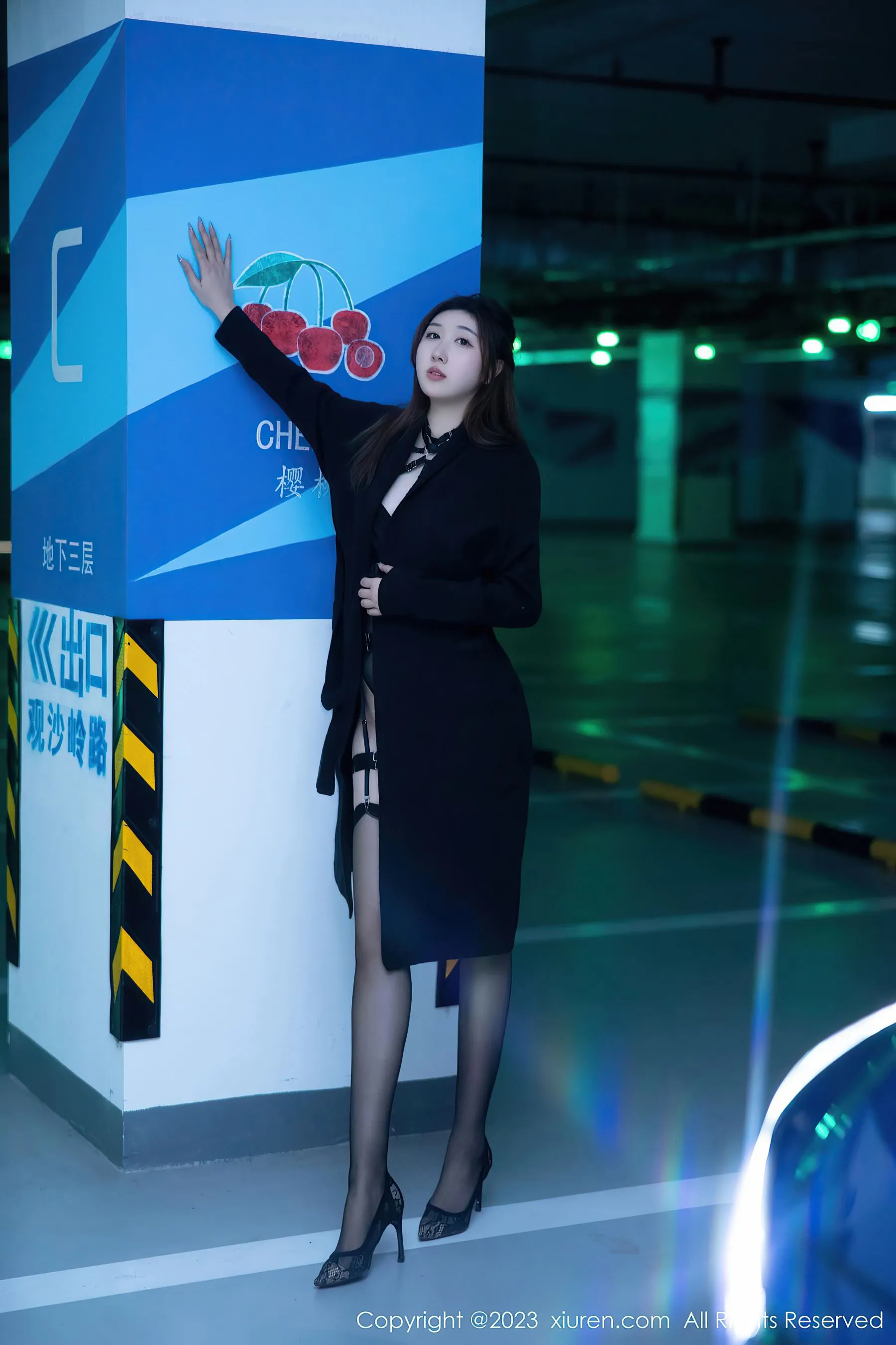  秀人网 No.6650 江真真 黑丝美臀第1张