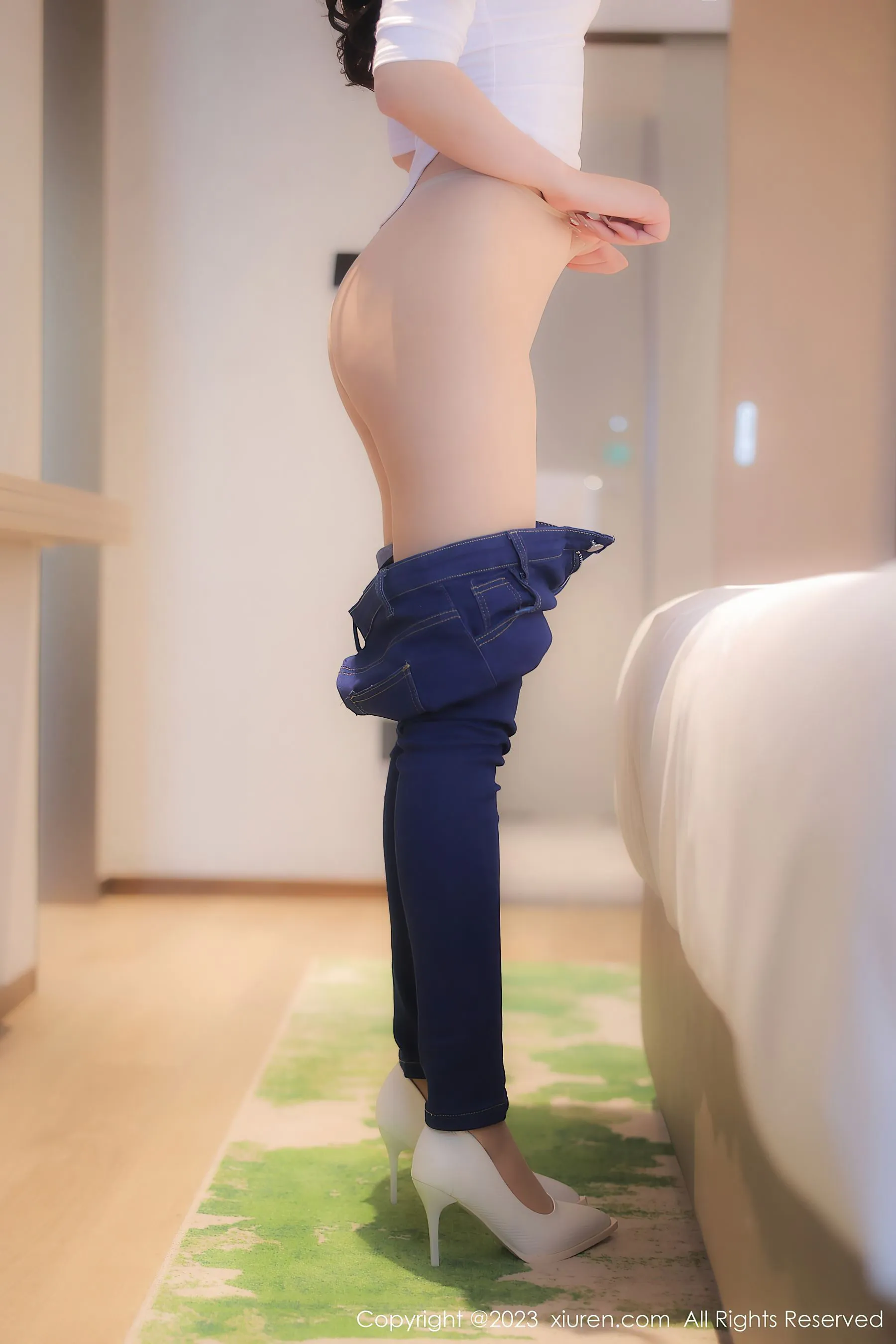  秀人网 No.6570 江真真 牛仔裤美臀第2张