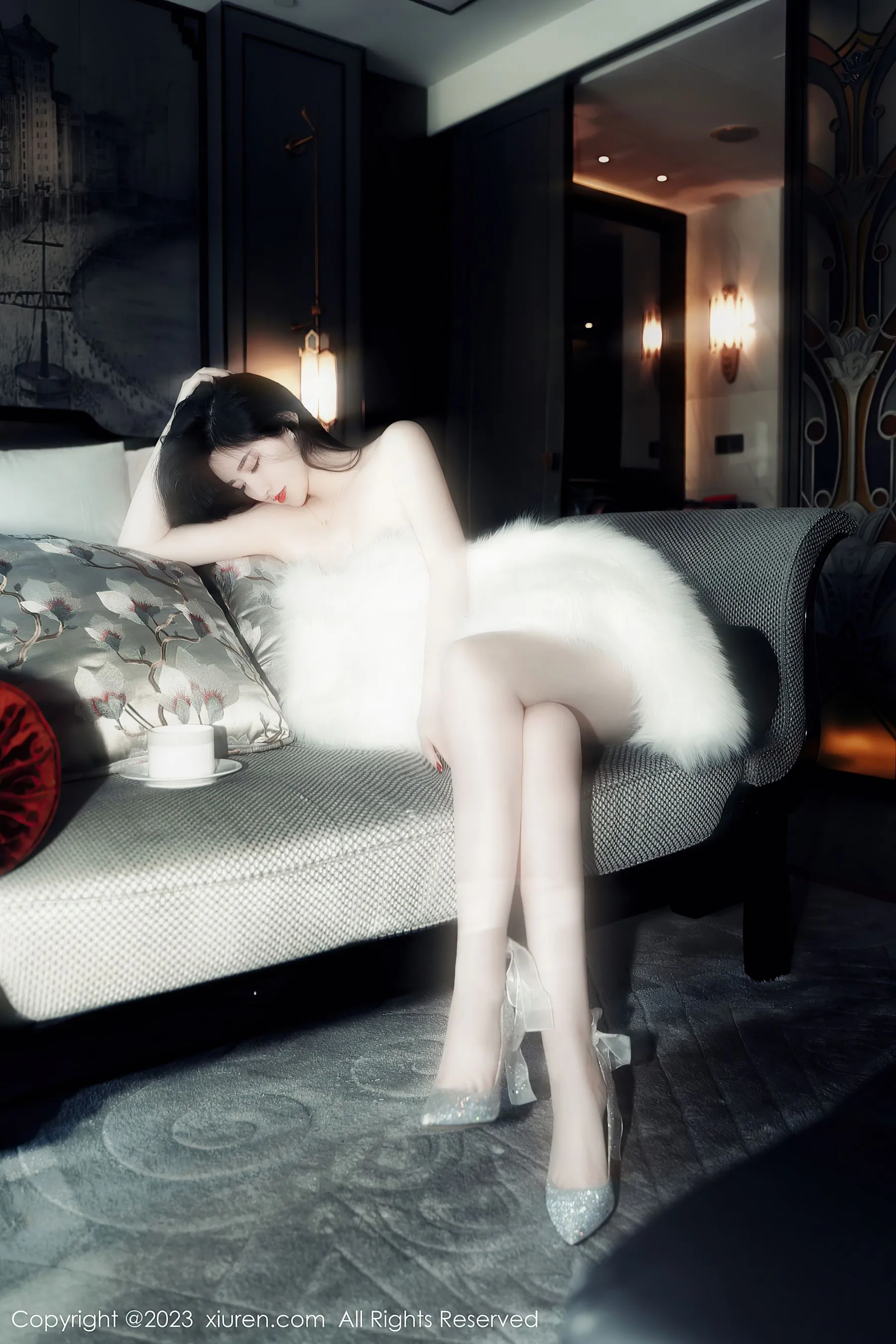  秀人网 No.6568 诗诗kiki 短裙美臀第9张