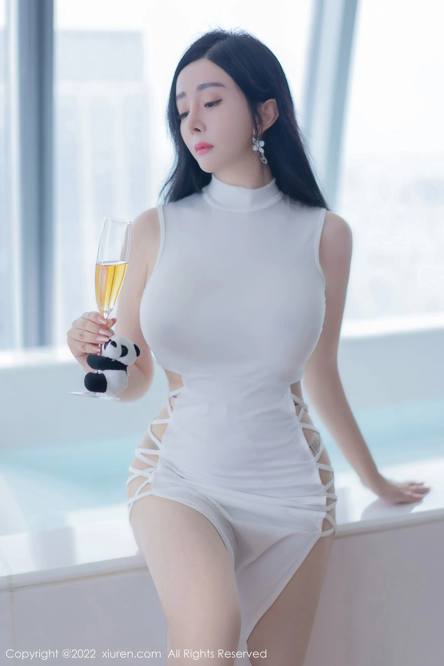  秀人网 No.4855 允爾 美臀美腿丰乳写真第9张