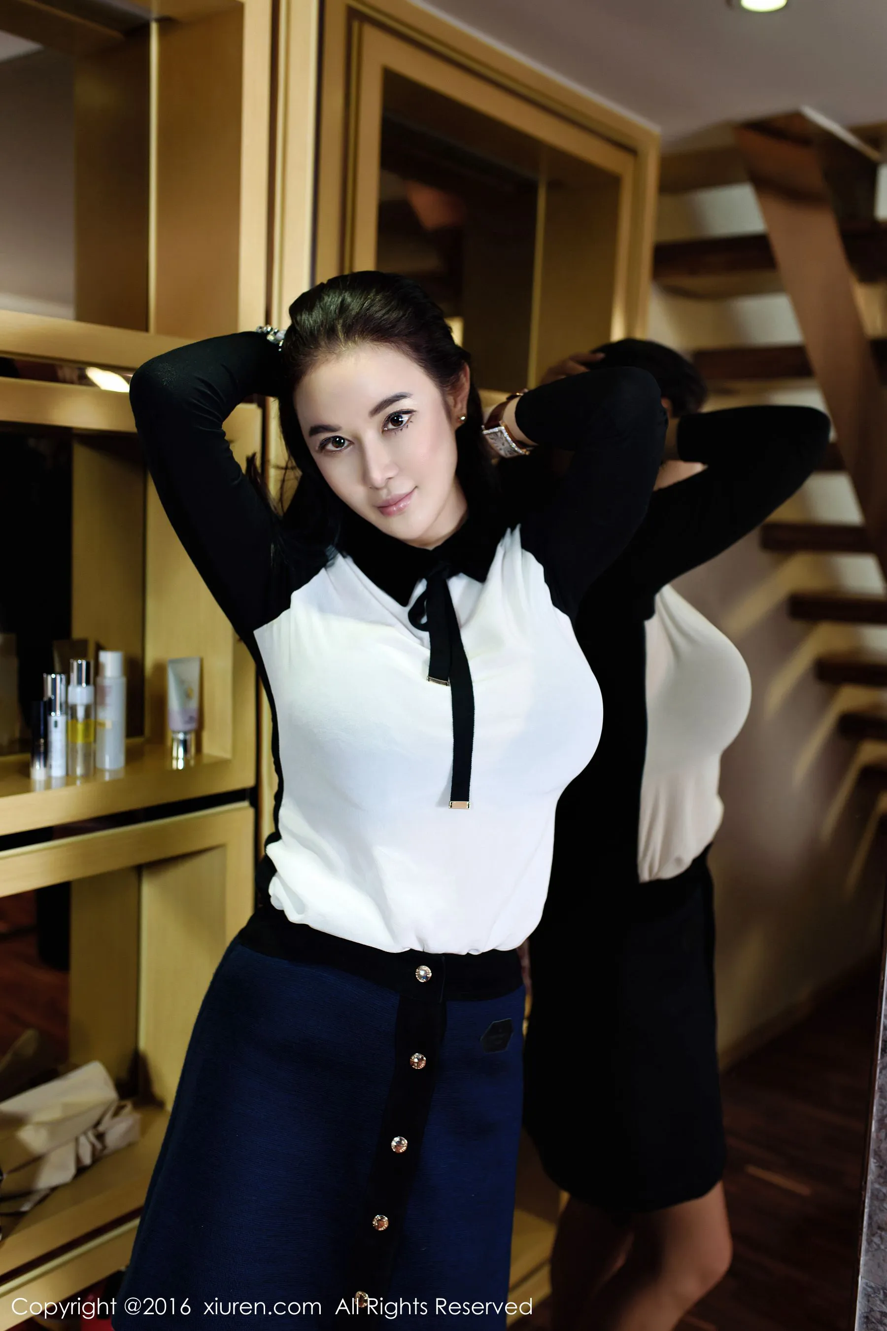  香港EVA《成熟、高贵、巨乳、御姐》 秀人网 No.544第14张