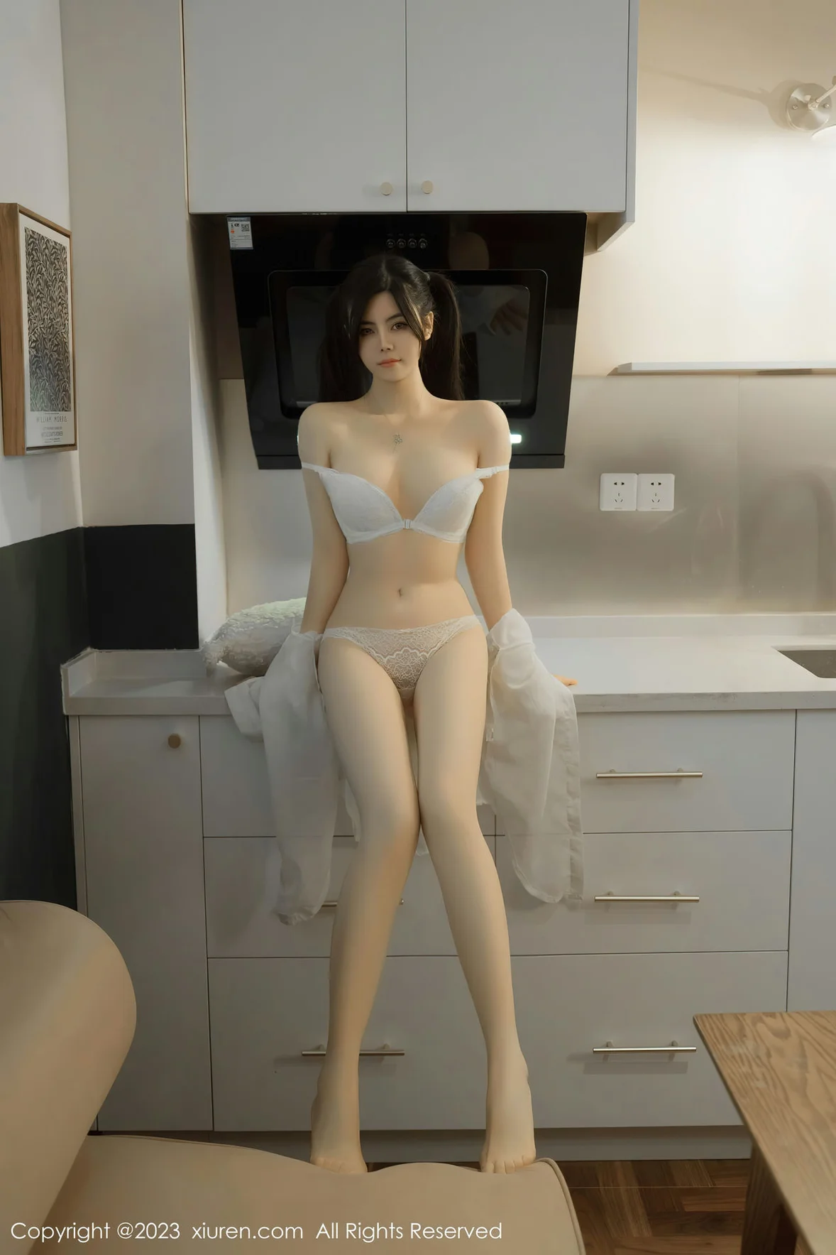  XiuRen 秀人 No.6896 白甜 小嫩姑娘性感写真 [51P]第12张