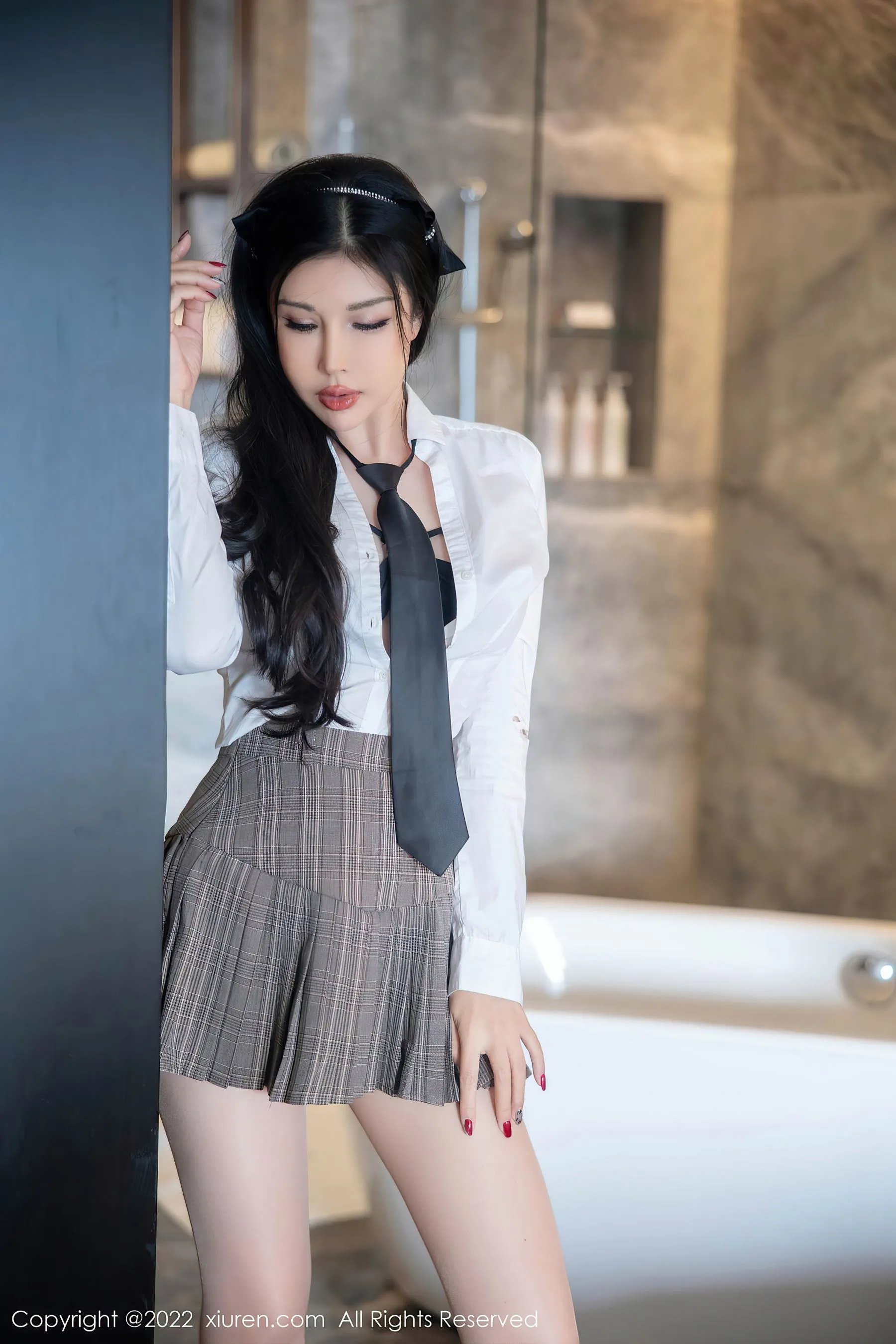  秀人网 No.5902 田冰冰 制服美腿第25张