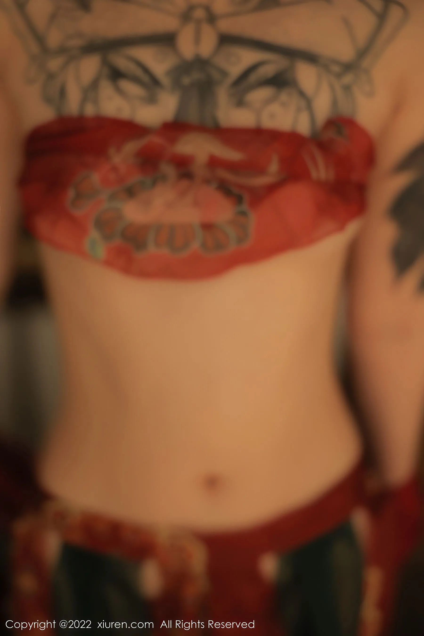  秀人网 No.5527 奶瓶. 大理旅拍第10张