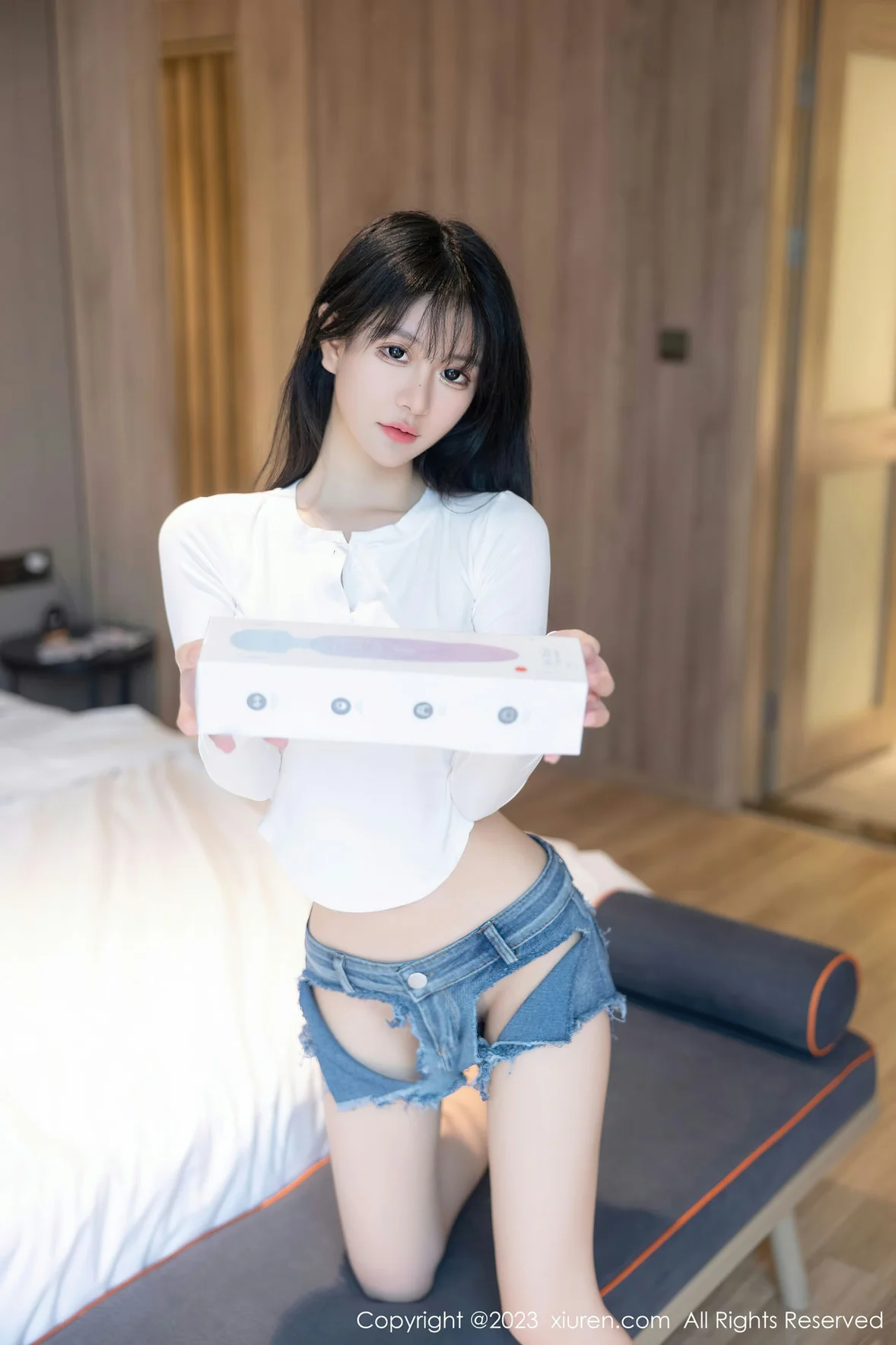  XiuRen 秀人 No.7010 幼幼 清纯少女性感写真 [89P]第13张