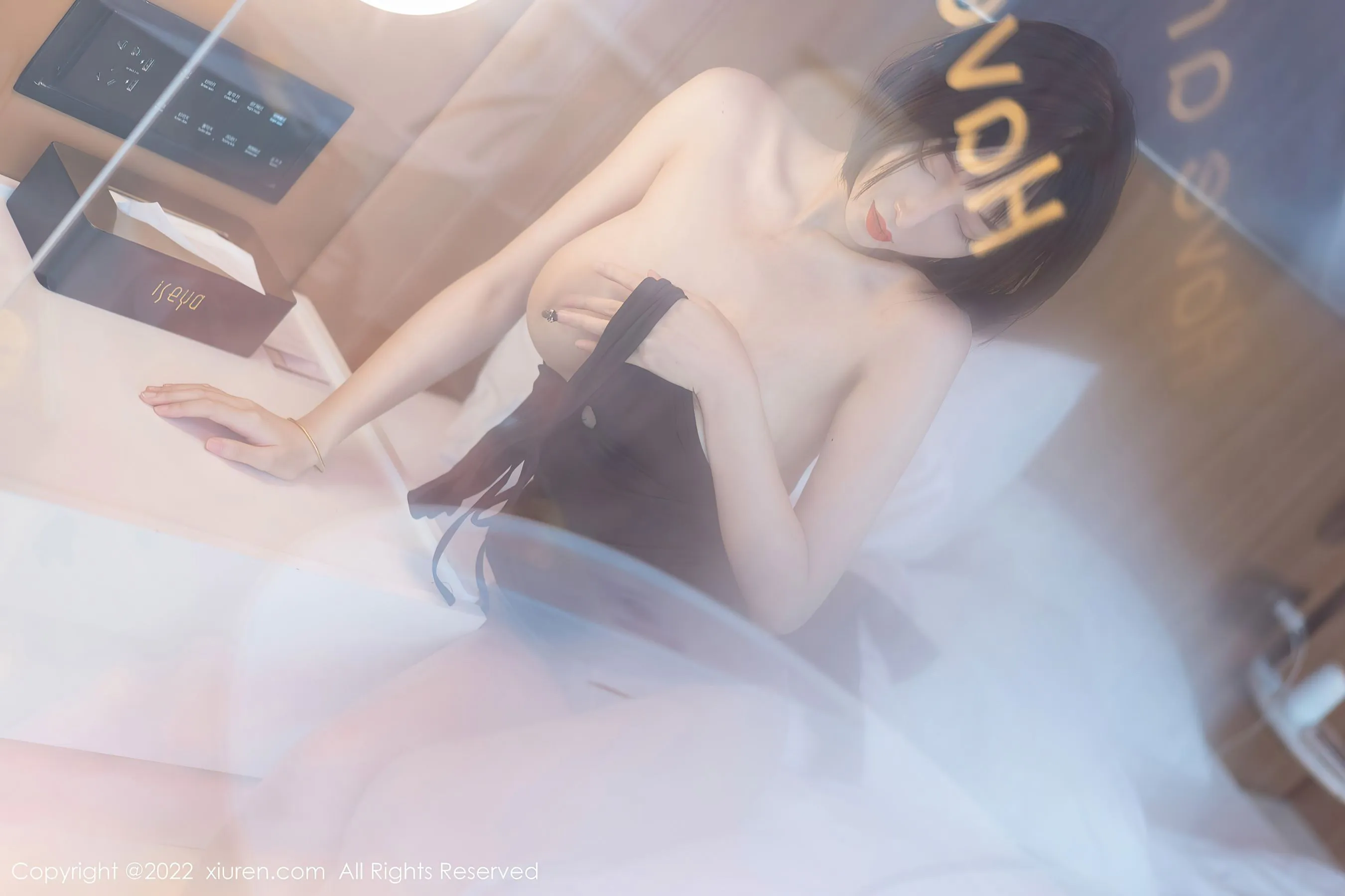  秀人网 No.5046 玥儿玥er 丝袜美腿第16张