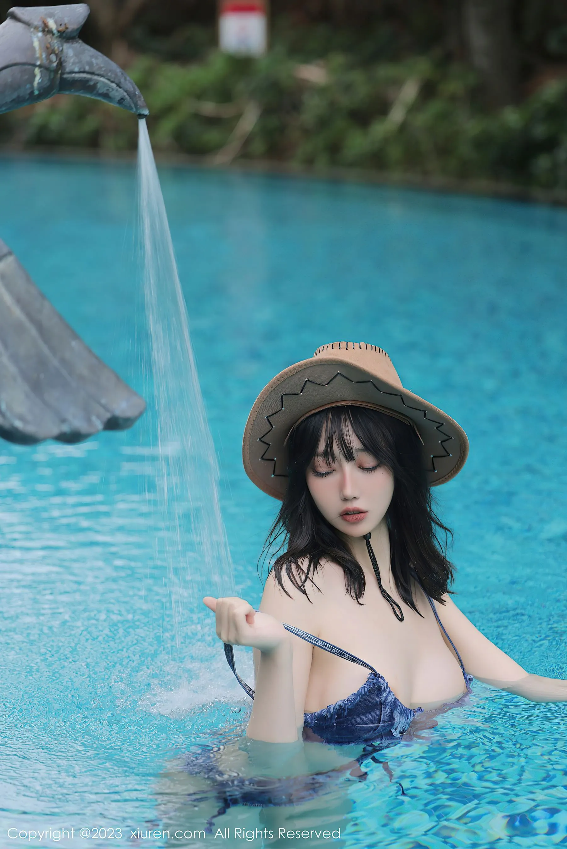  秀人网 No.6504 玥儿玥er 万宁旅拍第20张