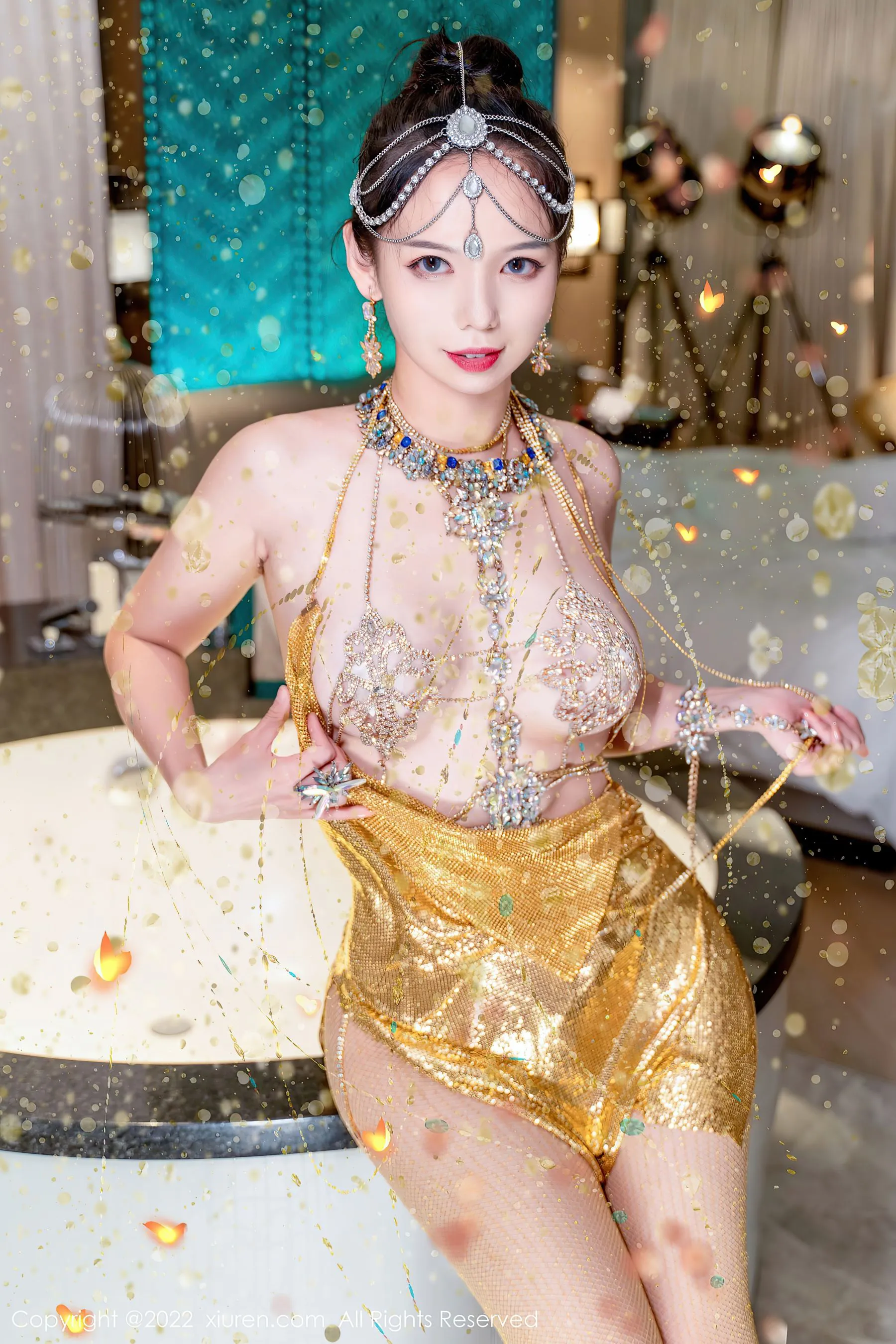  秀人网 No.5559 大美妞儿 美腿丰腴第17张