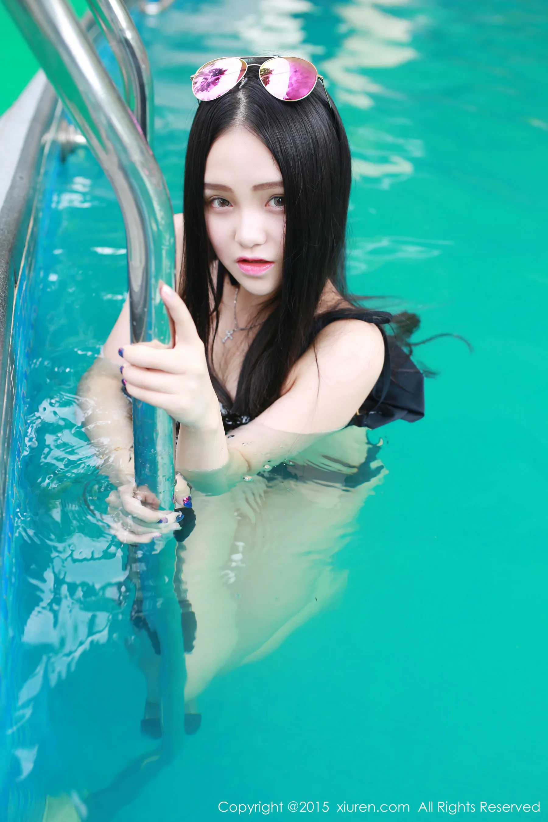  佩佩_Cassie《小清新外拍比基尼》 秀人网 No.378第7张