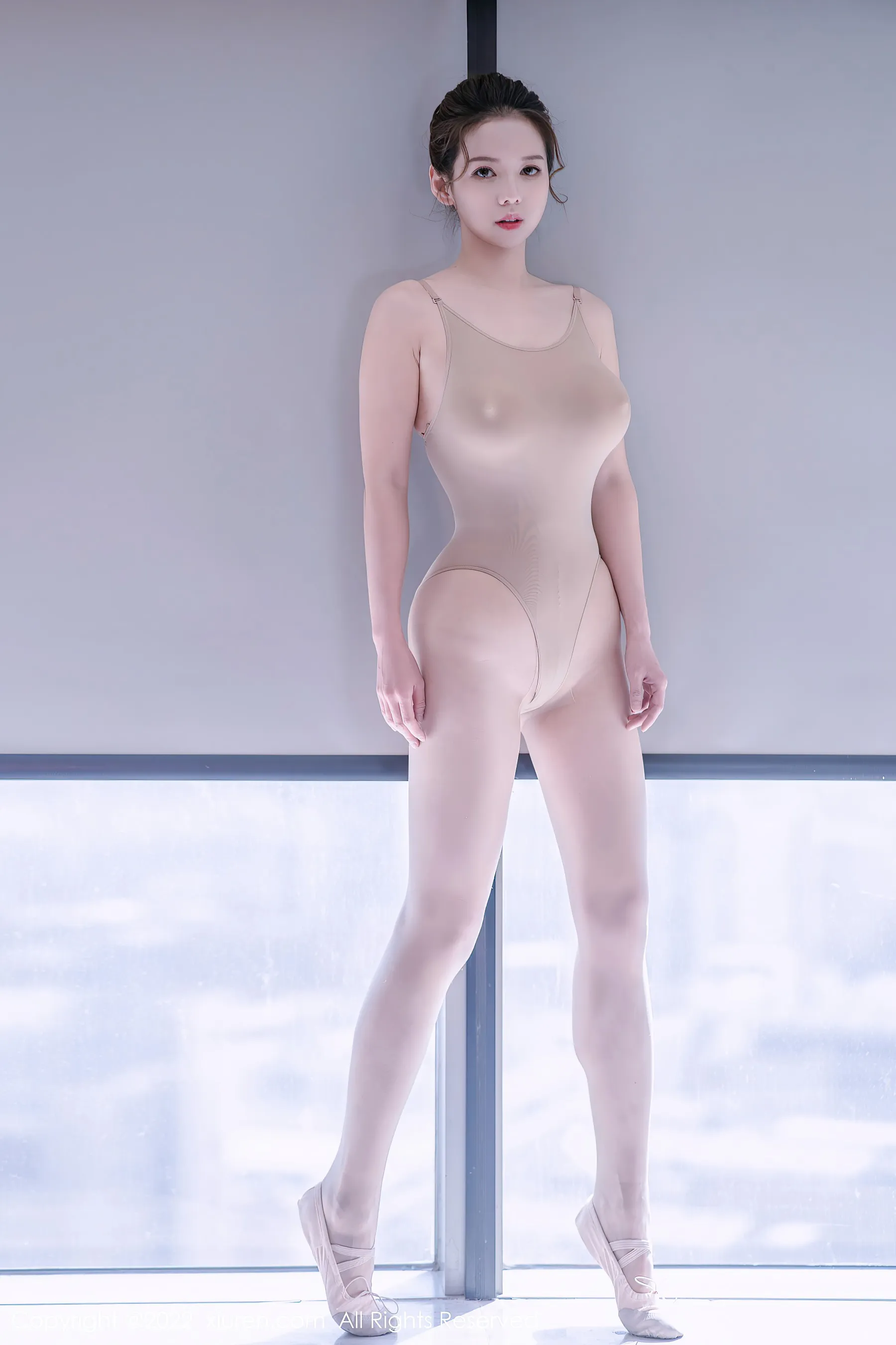  秀人网 No.4722 大美媚京 新人美臀第2张