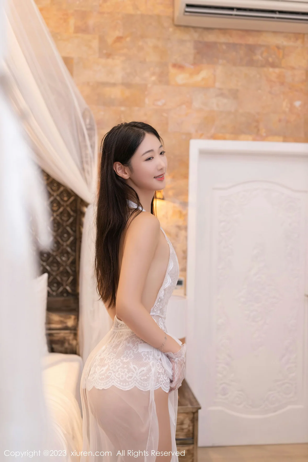  秀人网 No.7369 唐安琪 白色蕾丝情趣巴厘岛旅拍[81P]第10张