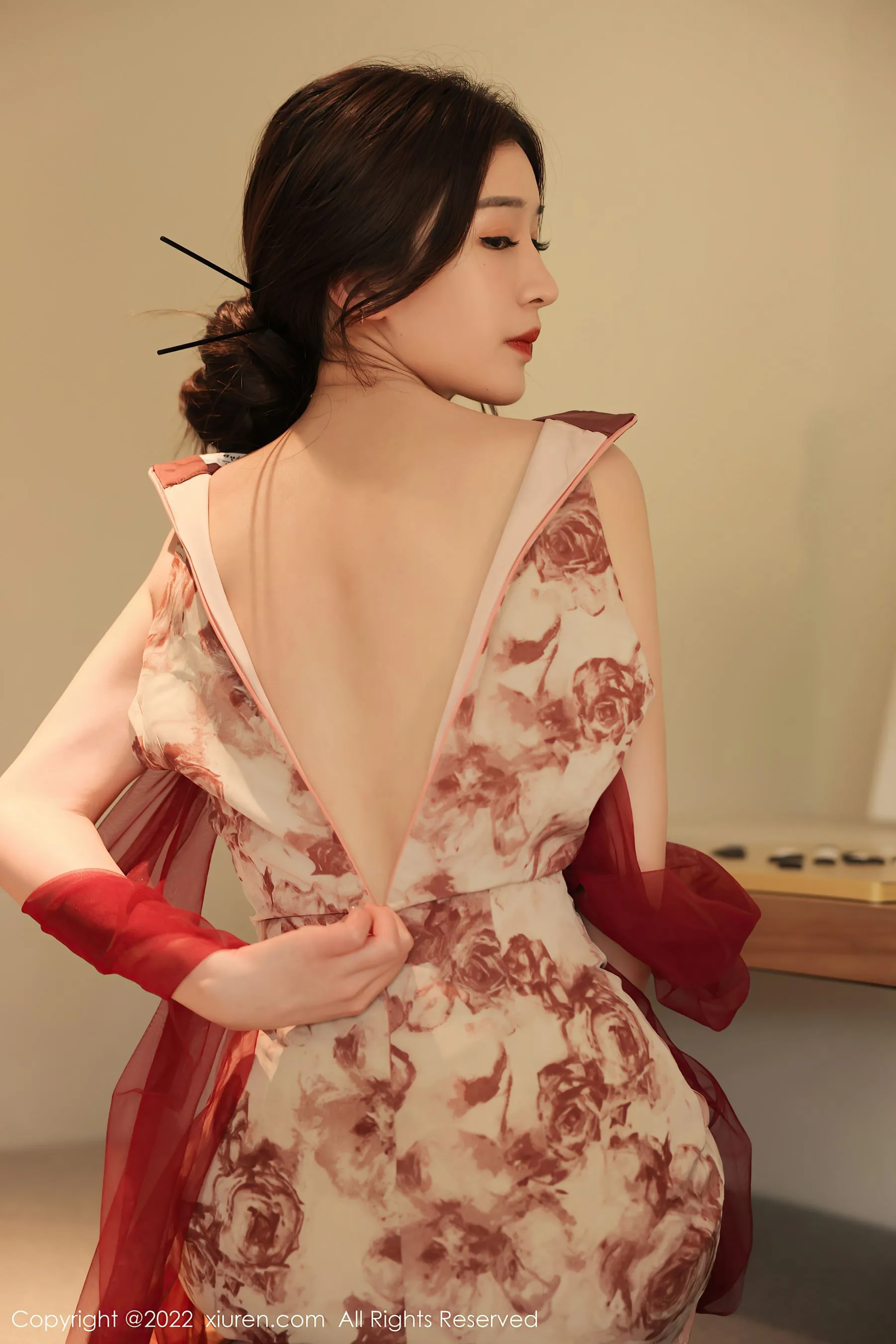  秀人网 No.4959 Hebe韩心雨 新人黑丝第17张