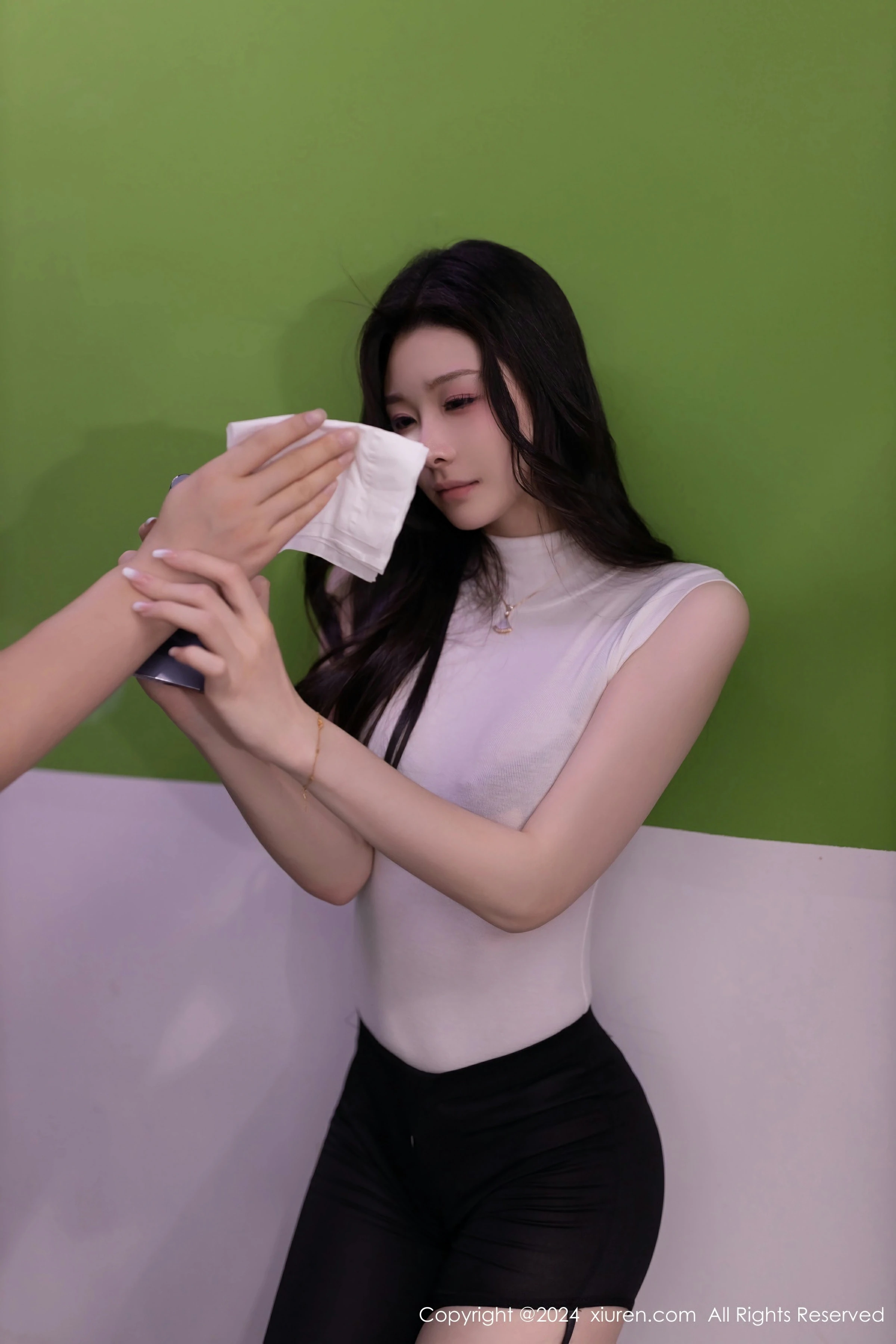  XiuRen 秀人 No.8270 小逗逗 [80P]第12张