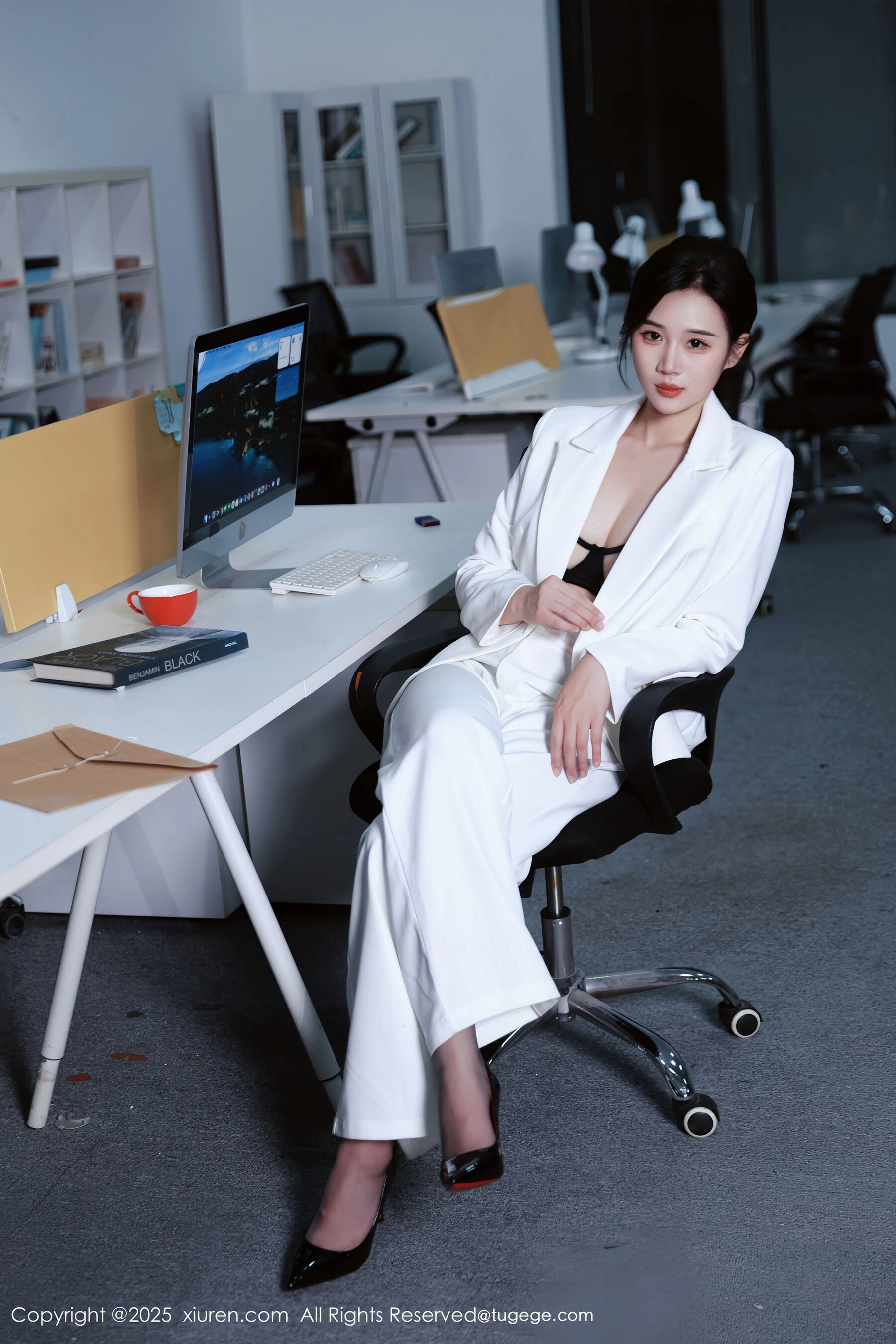  秀人网 南乔 Vol.10908 [72P]第4张