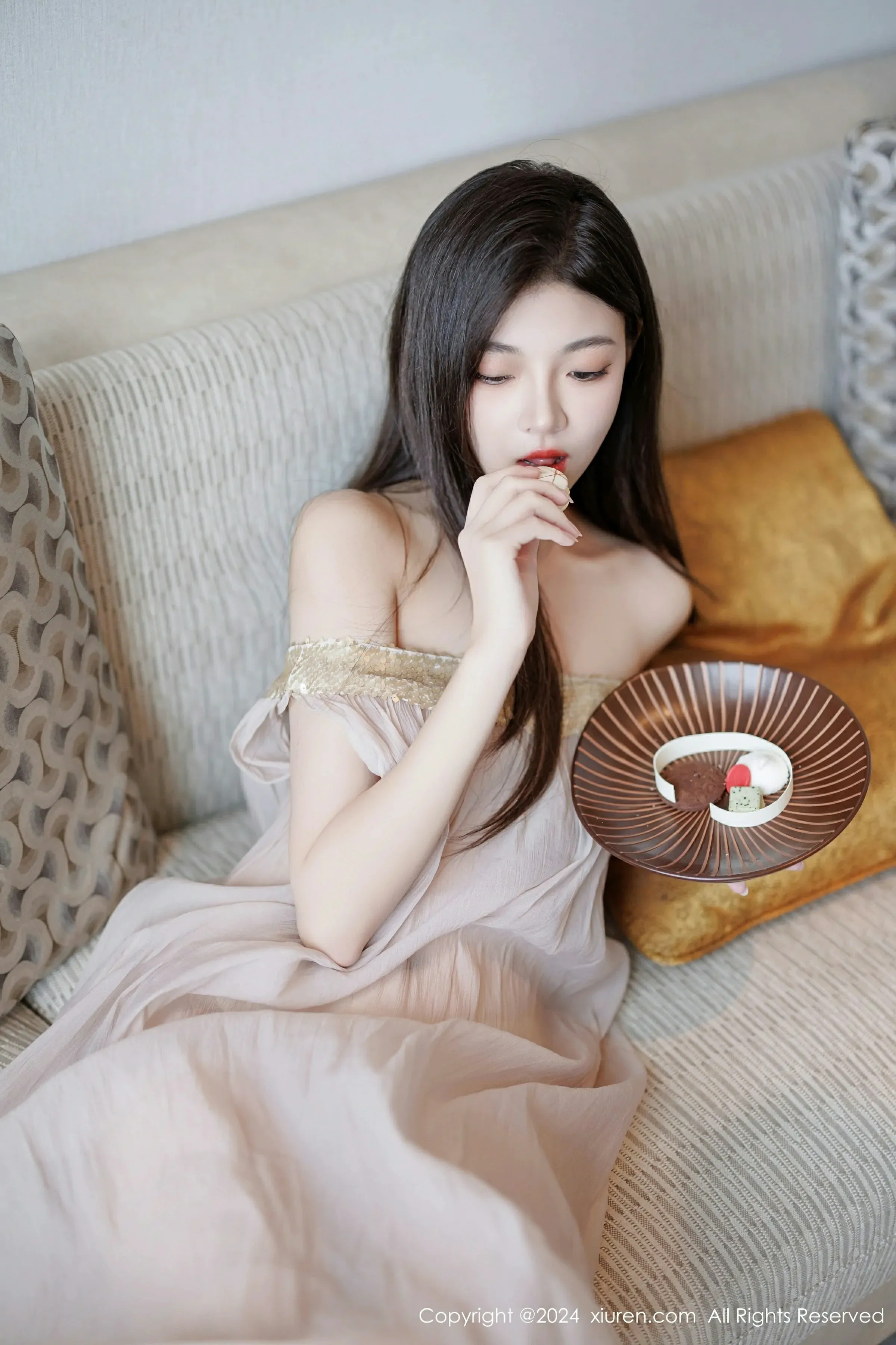  XiuRen 秀人 No.9426 初梦瑶 [102P]第7张