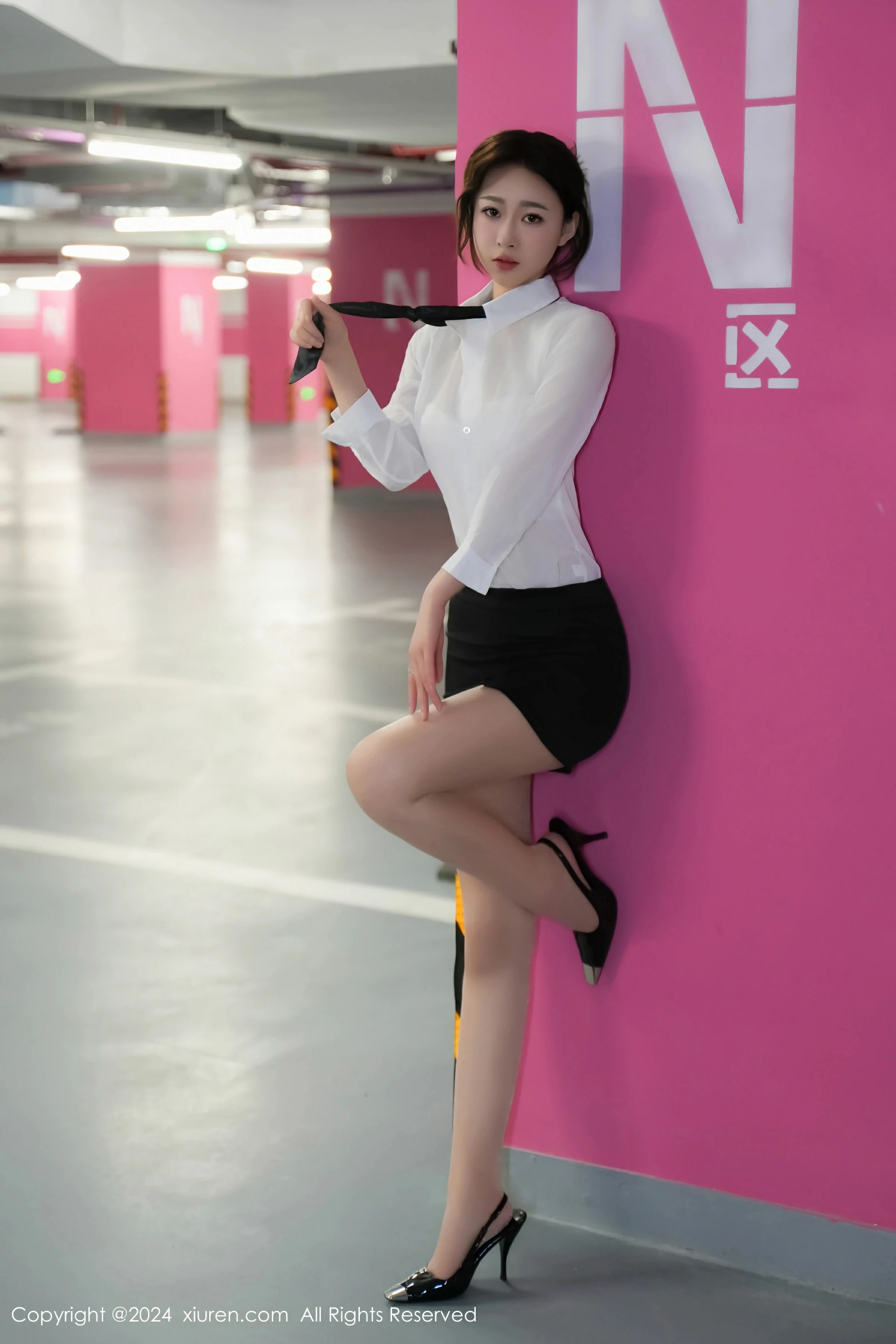  XiuRen 秀人 No.8613 软糖爱喝奶 [68P]第4张