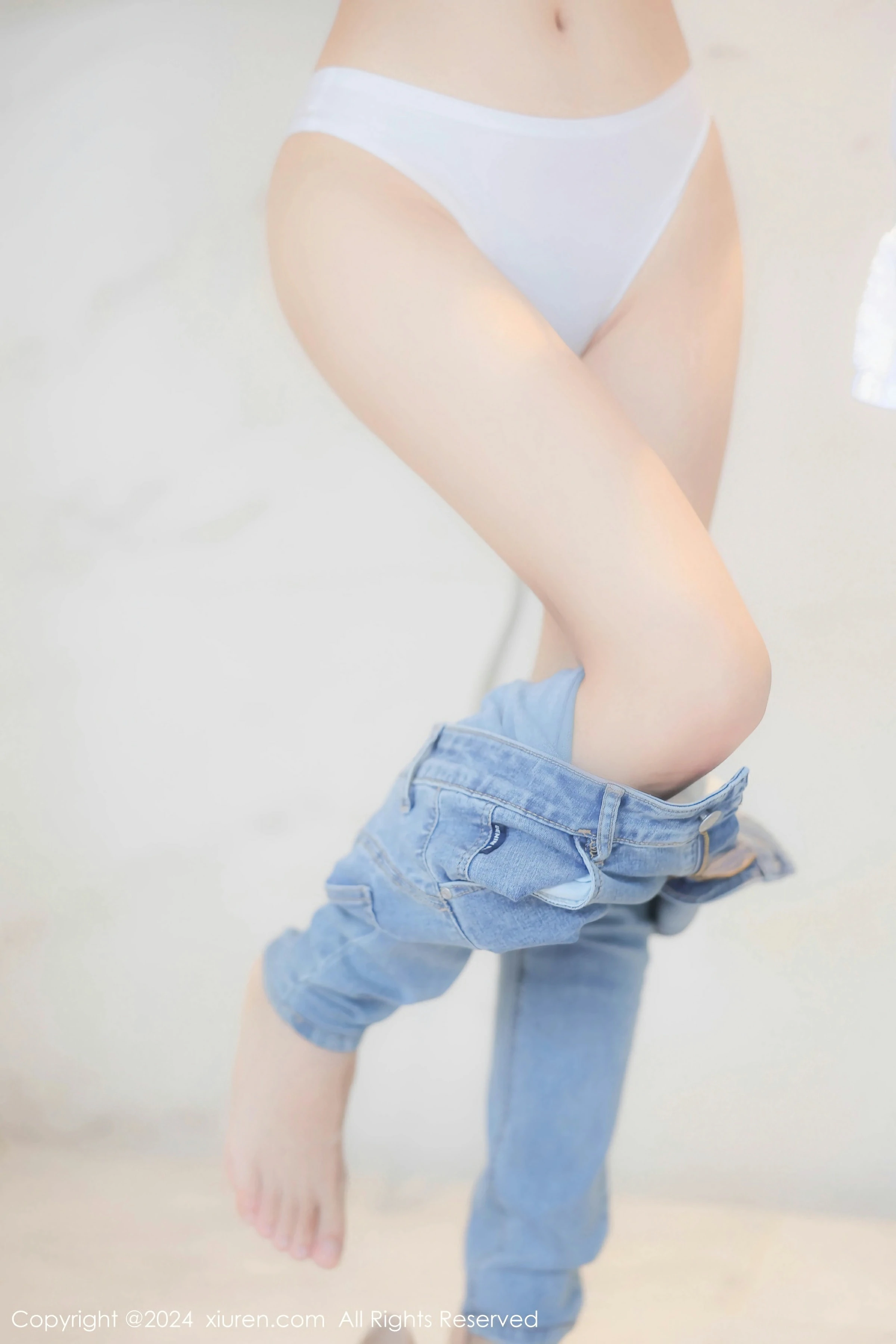  XiuRen 秀人 No.8467 周周不吃香菜 [88P]第14张