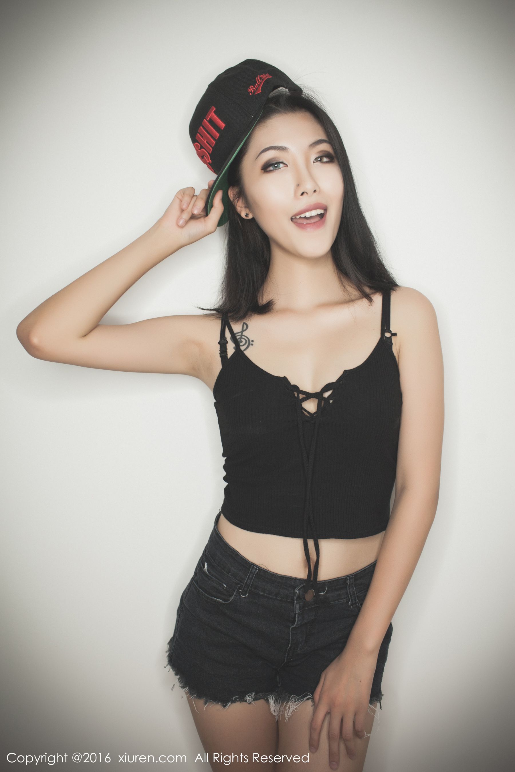  BOBO_xk(黎蒨垚)《热裤+内衣系列》 秀人网 No.617