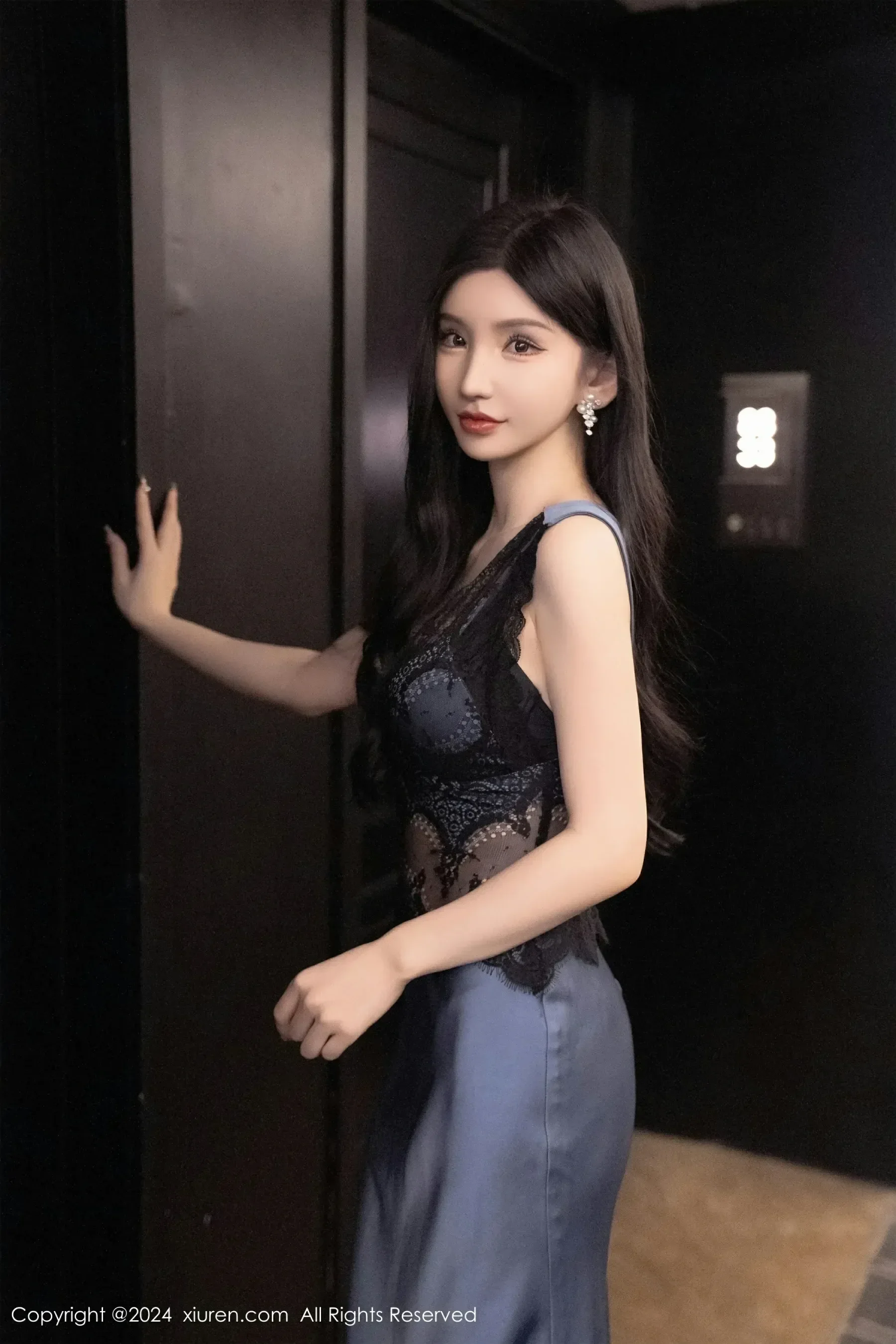  XiuRen 秀人 No.8242 周于希Sally [82P]第9张