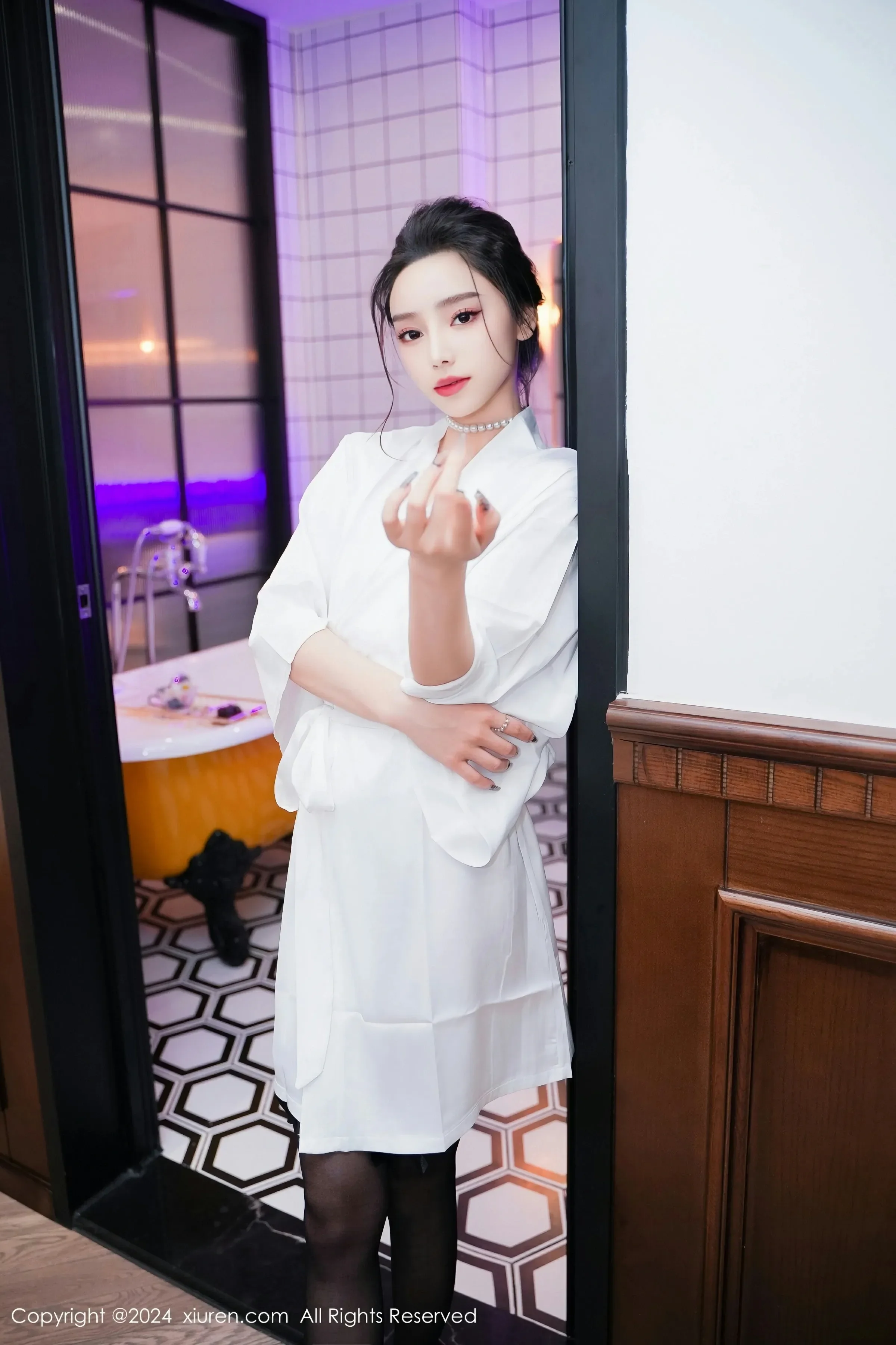  XiuRen 秀人 No.8283 苏曼兮 [84P]第4张