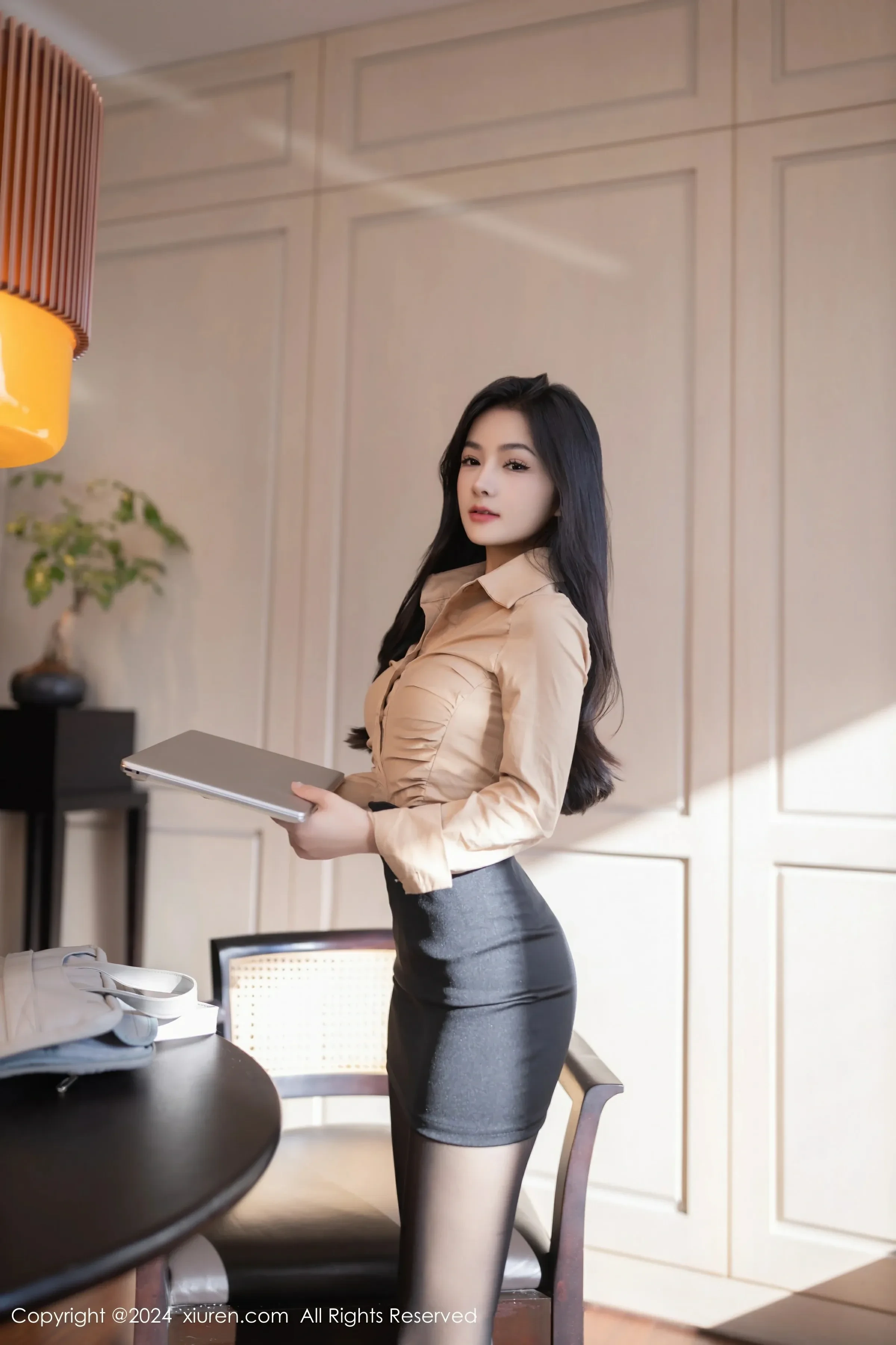  XiuRen 秀人 No.8835 谭小灵 [80P]第1张