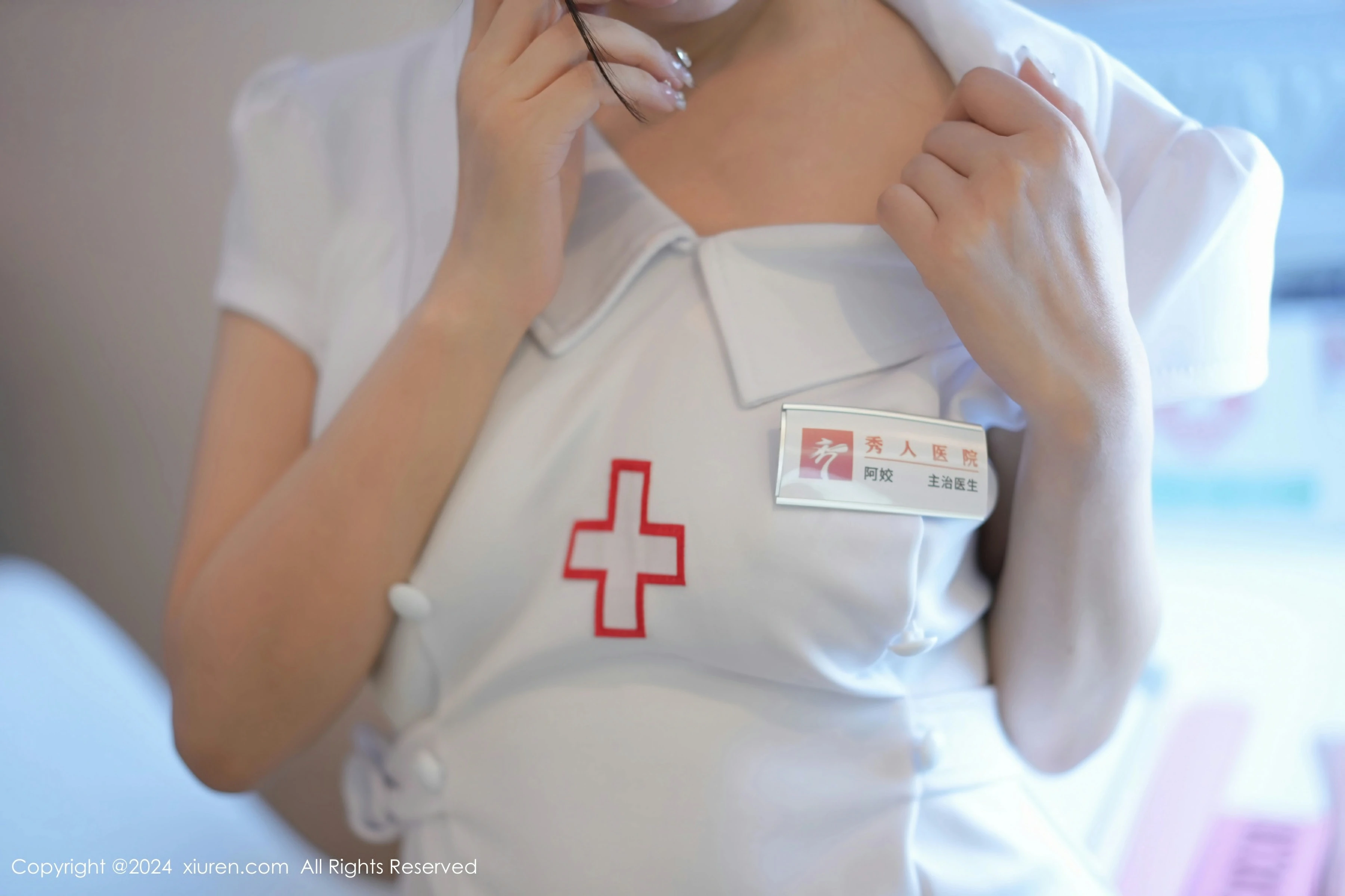  XiuRen 秀人 No.8512 laura阿姣 [87P]第4张