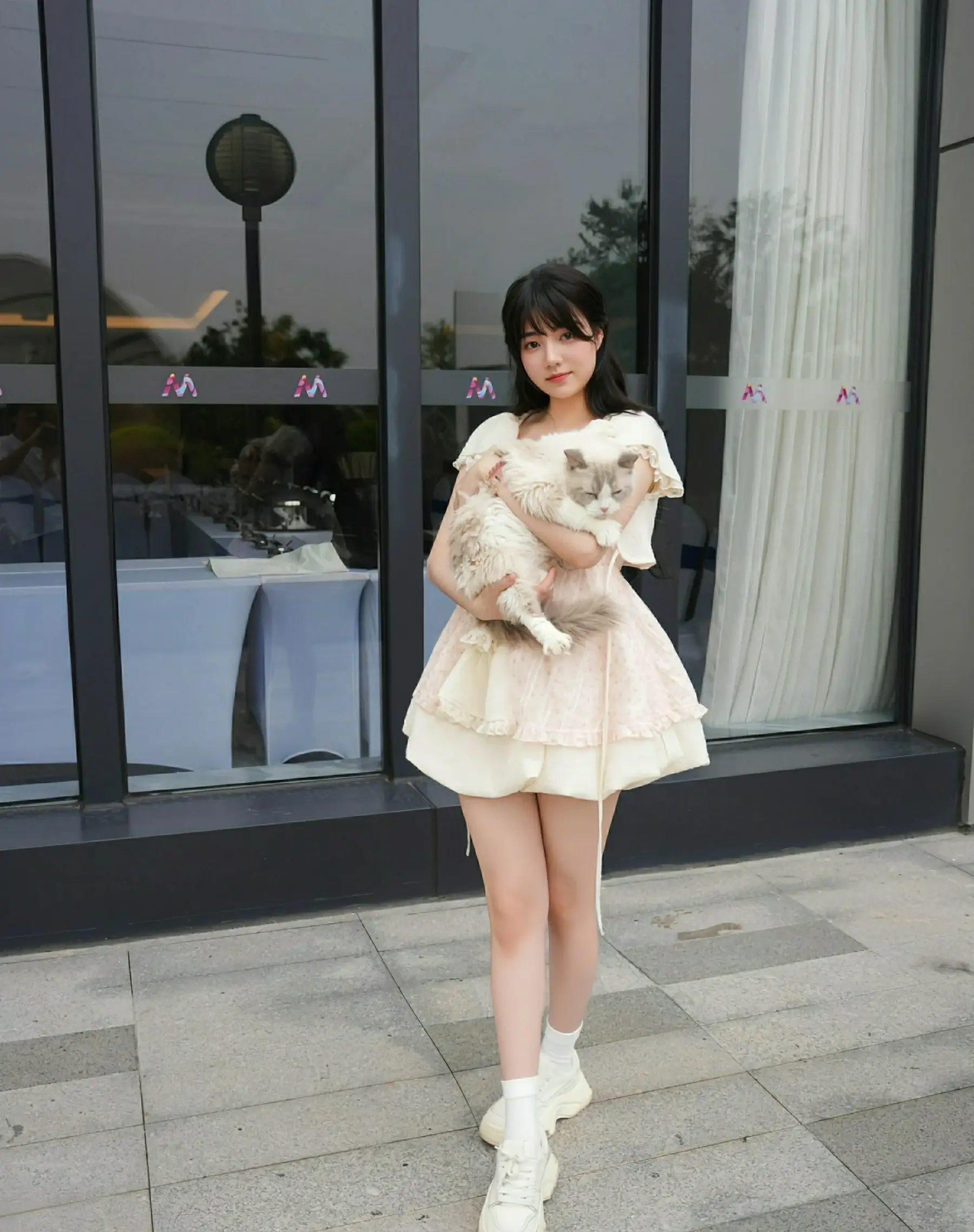  秀人网 No.10734 软情 [75P]第3张