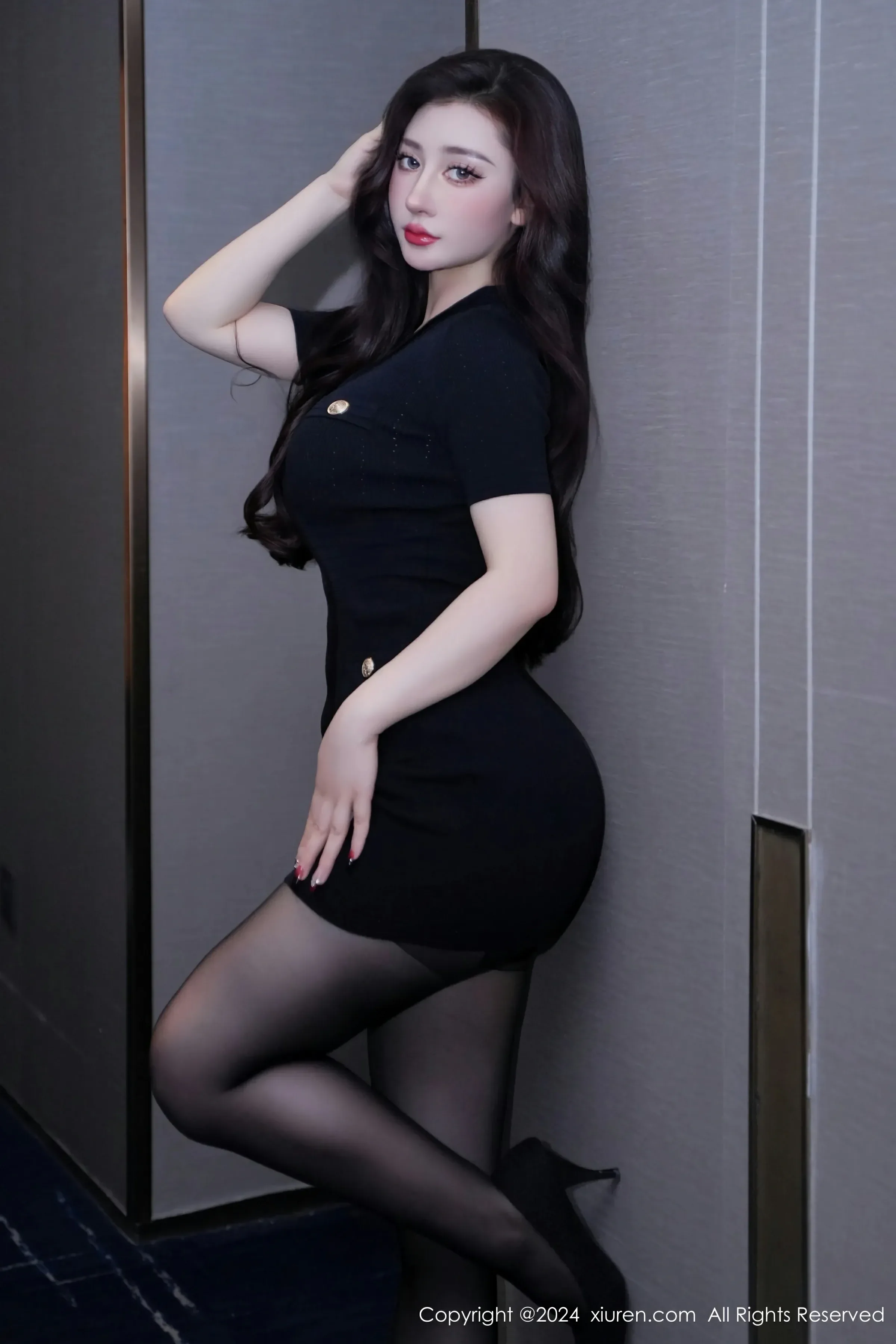  XiuRen 秀人 No.8170 蕾蕾醒了没 [80P]第5张