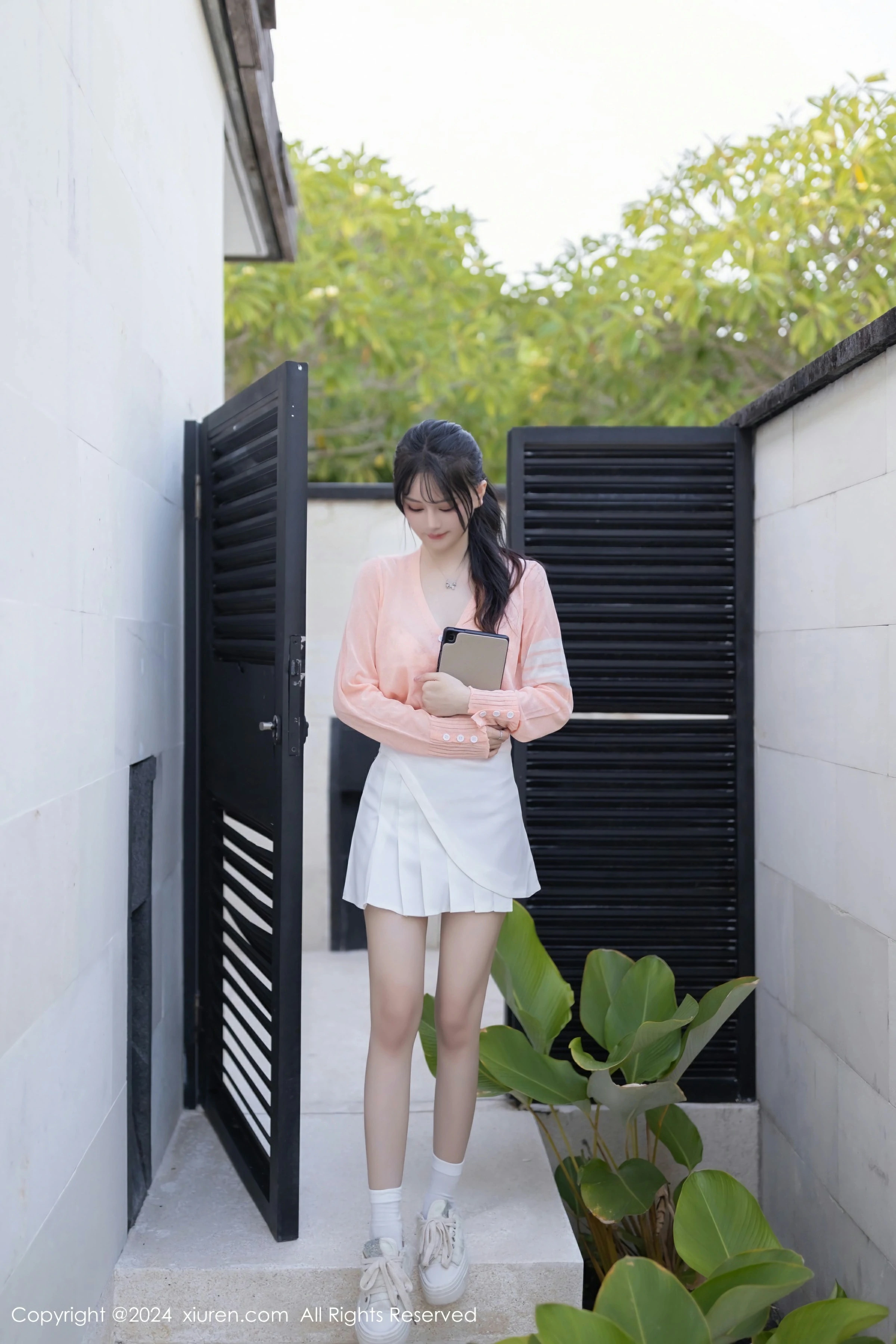  XiuRen 秀人 No.8138 幼幼 [80P]第2张